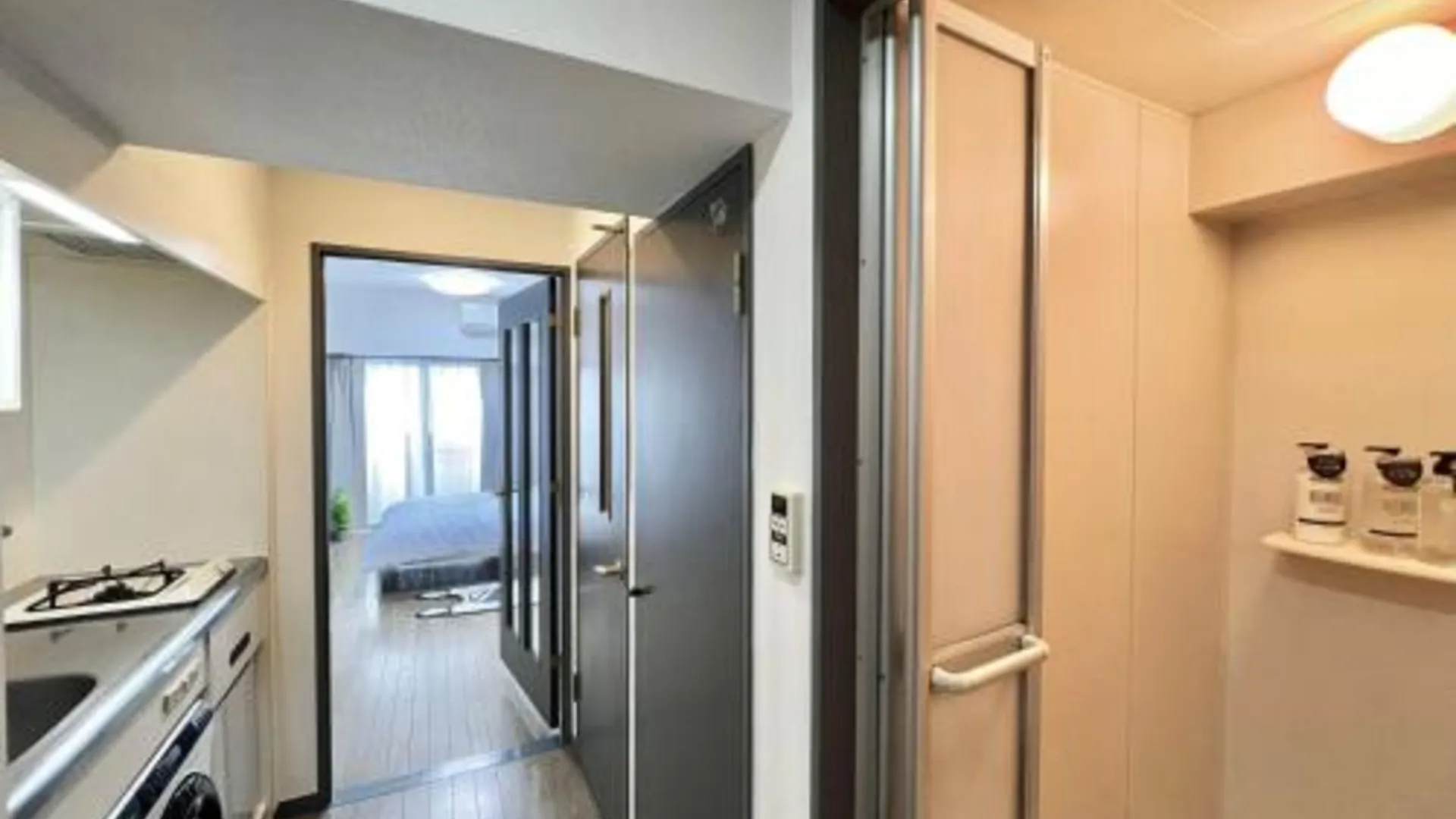 도쿄 / 동경 GM35新宿中心 超级商圈 交通枢纽 车站8分钟 最大3人 Shinjuku center 8 mins to ST 3P Maxs 直达新宿 涉谷 表参道 品川 池袋 上野 代代木 银座 原宿 3성급 싱글룸 레스토랑