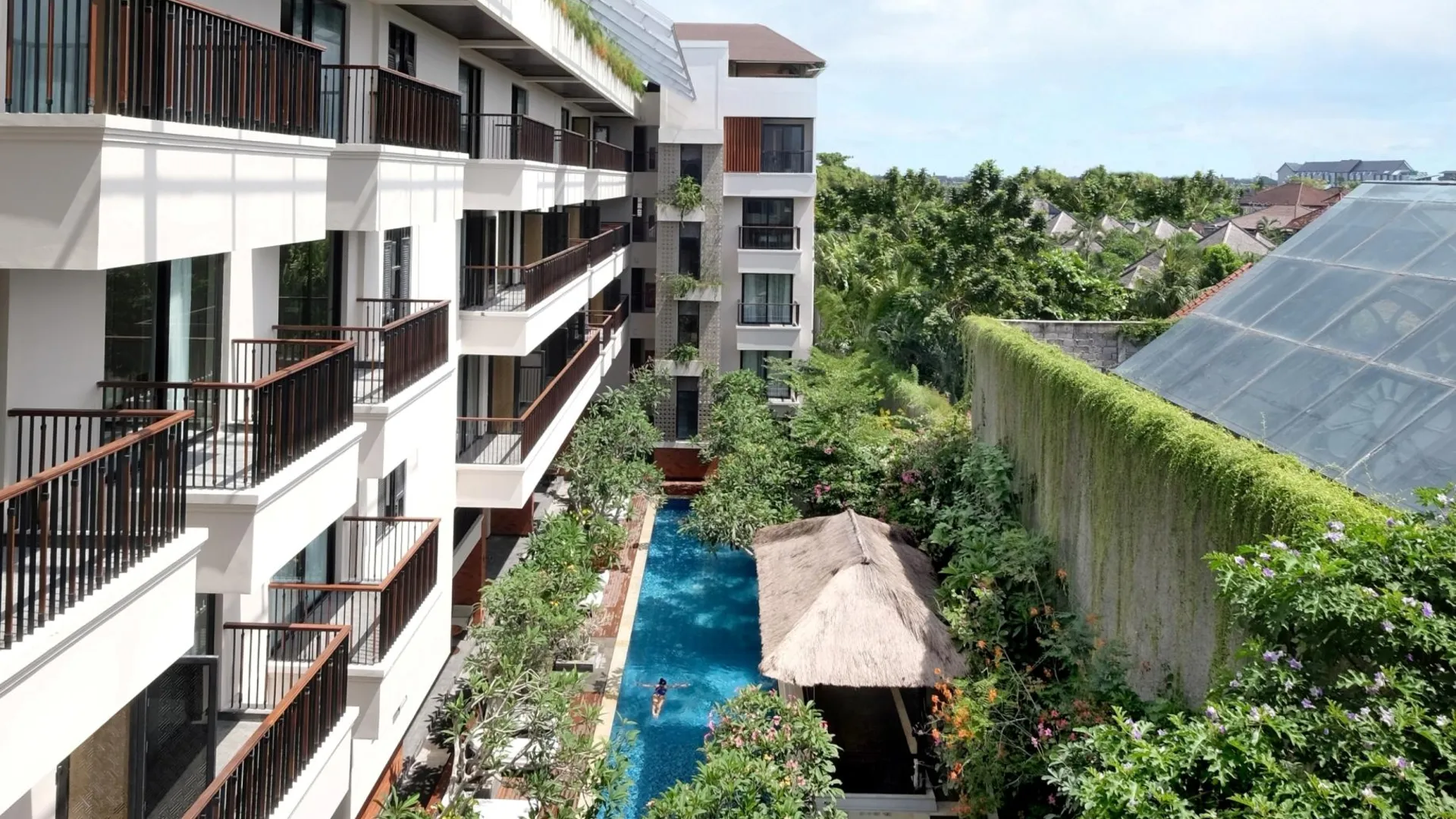 발리 잠불루욱 오세아노 스미냑 호텔 5성급 호텔 레스토랑