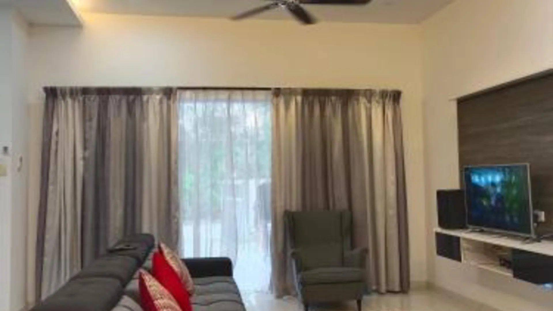 라하트 라핫의 프라이빗 하우스 (200m², 침실 4개, 프라이빗 욕실 4개) 3성급 게스트하우스 스위트룸