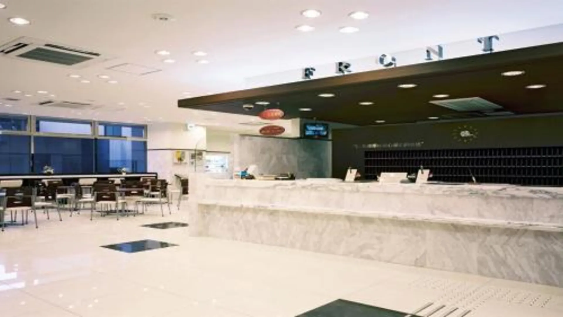 오사카 토요코 인 오사카 JR 노다 에키마에 3성급 호텔 로비