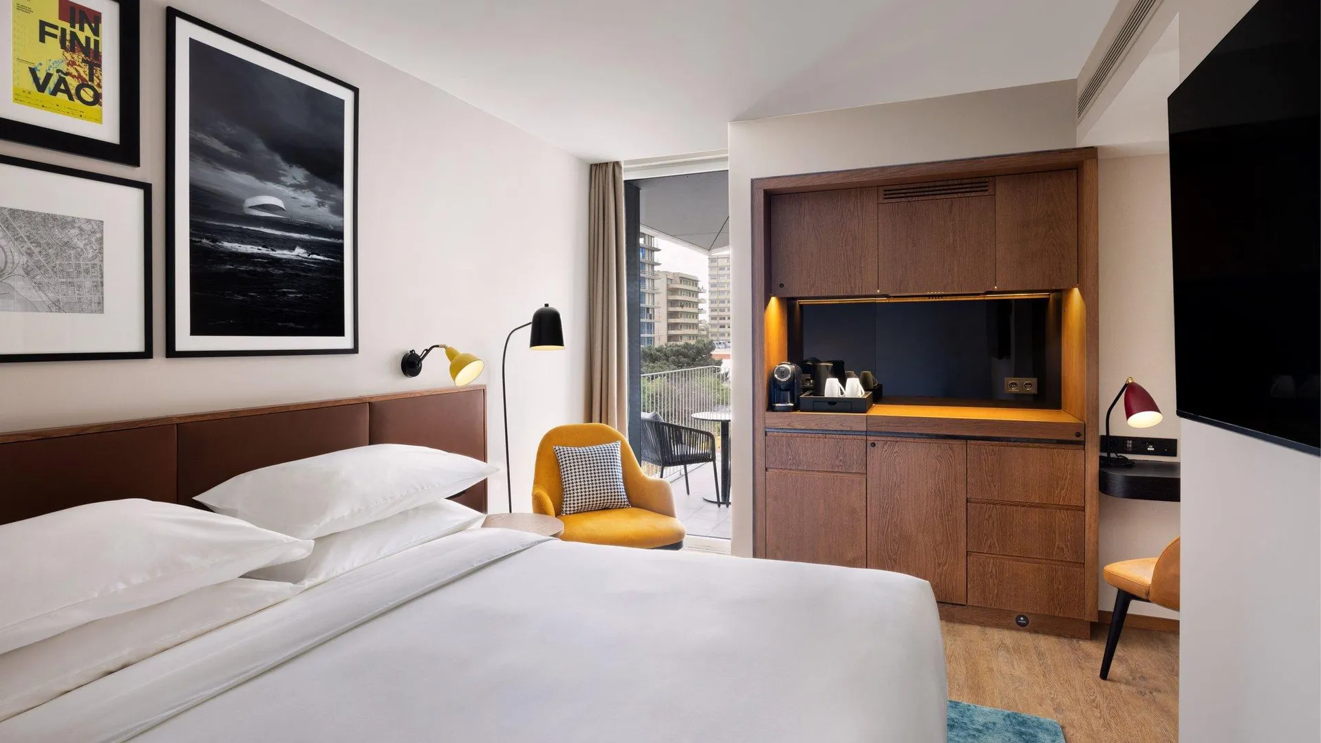 포르투 포 포인츠 바이 쉐라톤 마토지뇨스 4성급 호텔 스위트룸