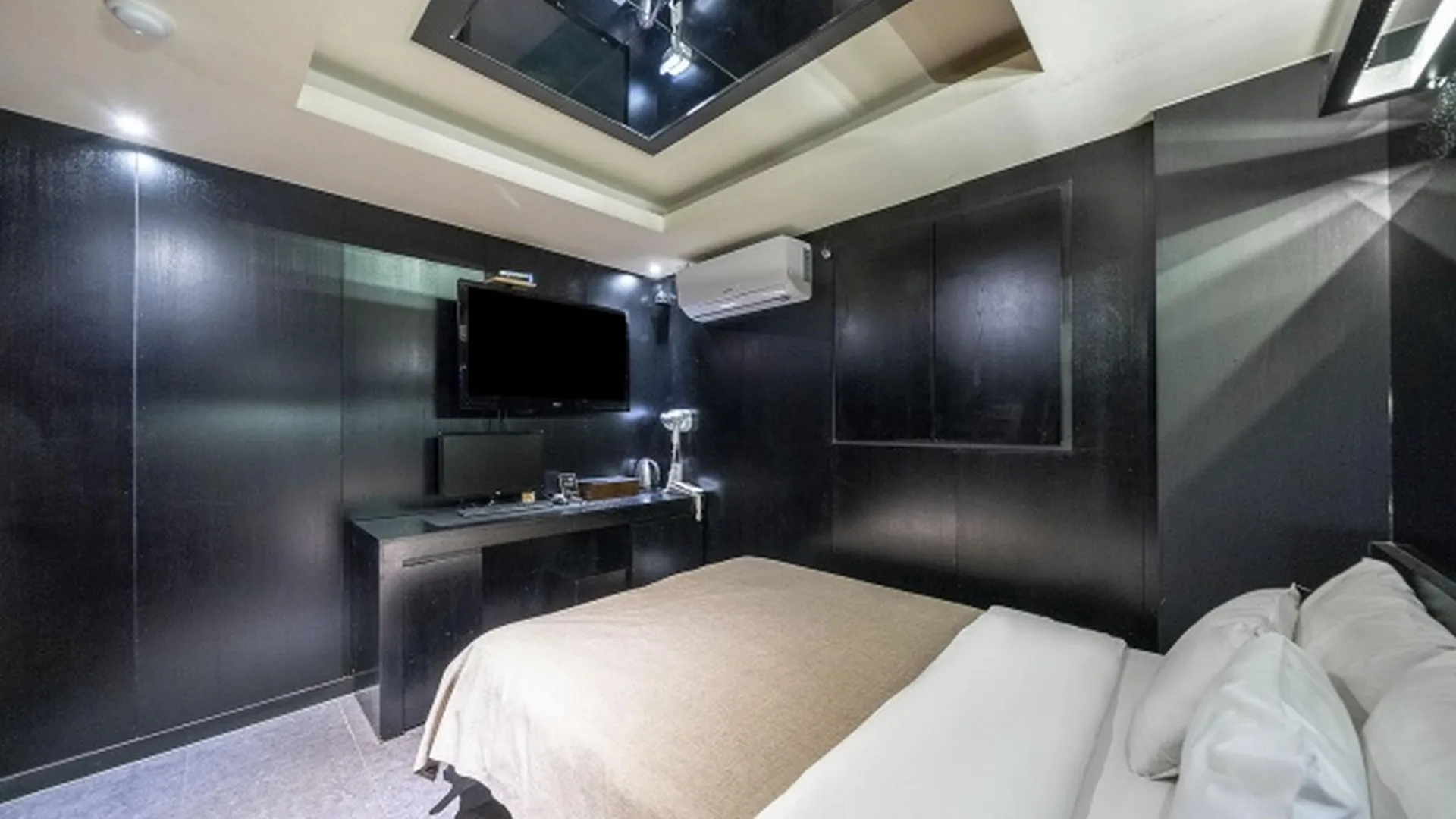 서울 신사 라 트리 호텔 스위트룸