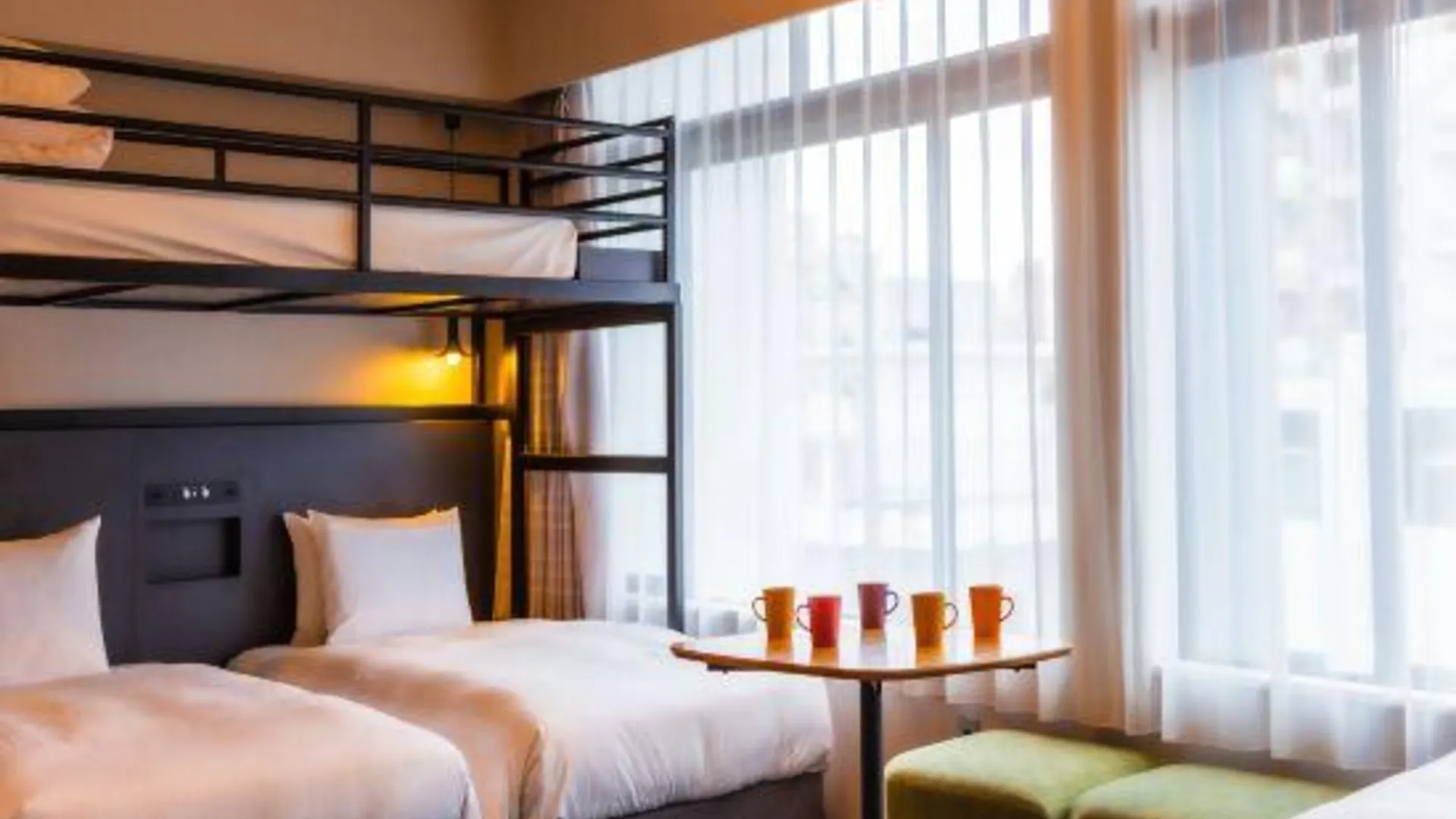 오키나와 본섬 Hotel WBF Matsuyama 2성급 호텔 스위트룸