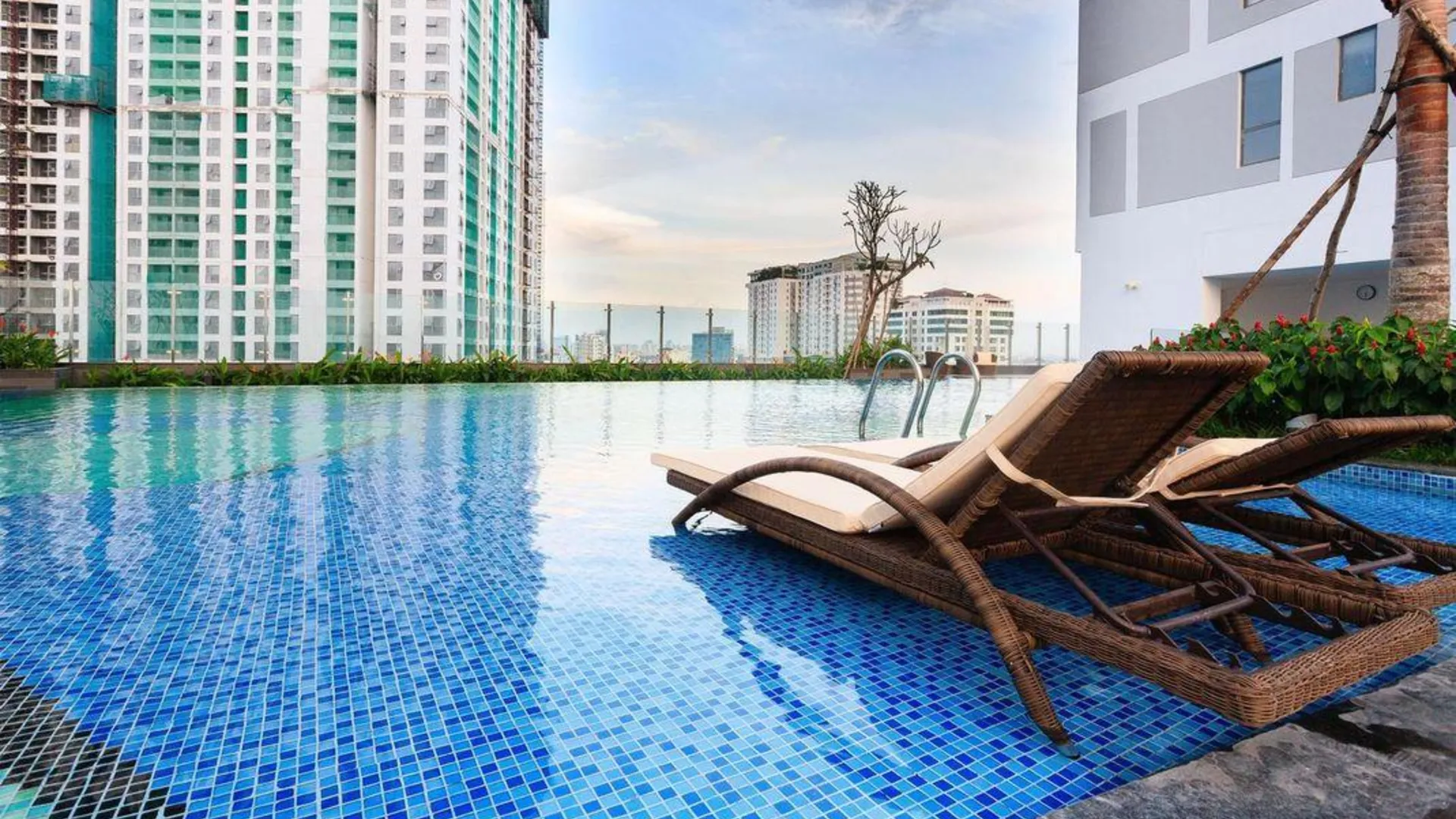 호치민 사이공 9 - 리버게이트 레지던스 인피니티 풀 3성급 게스트하우스 외관