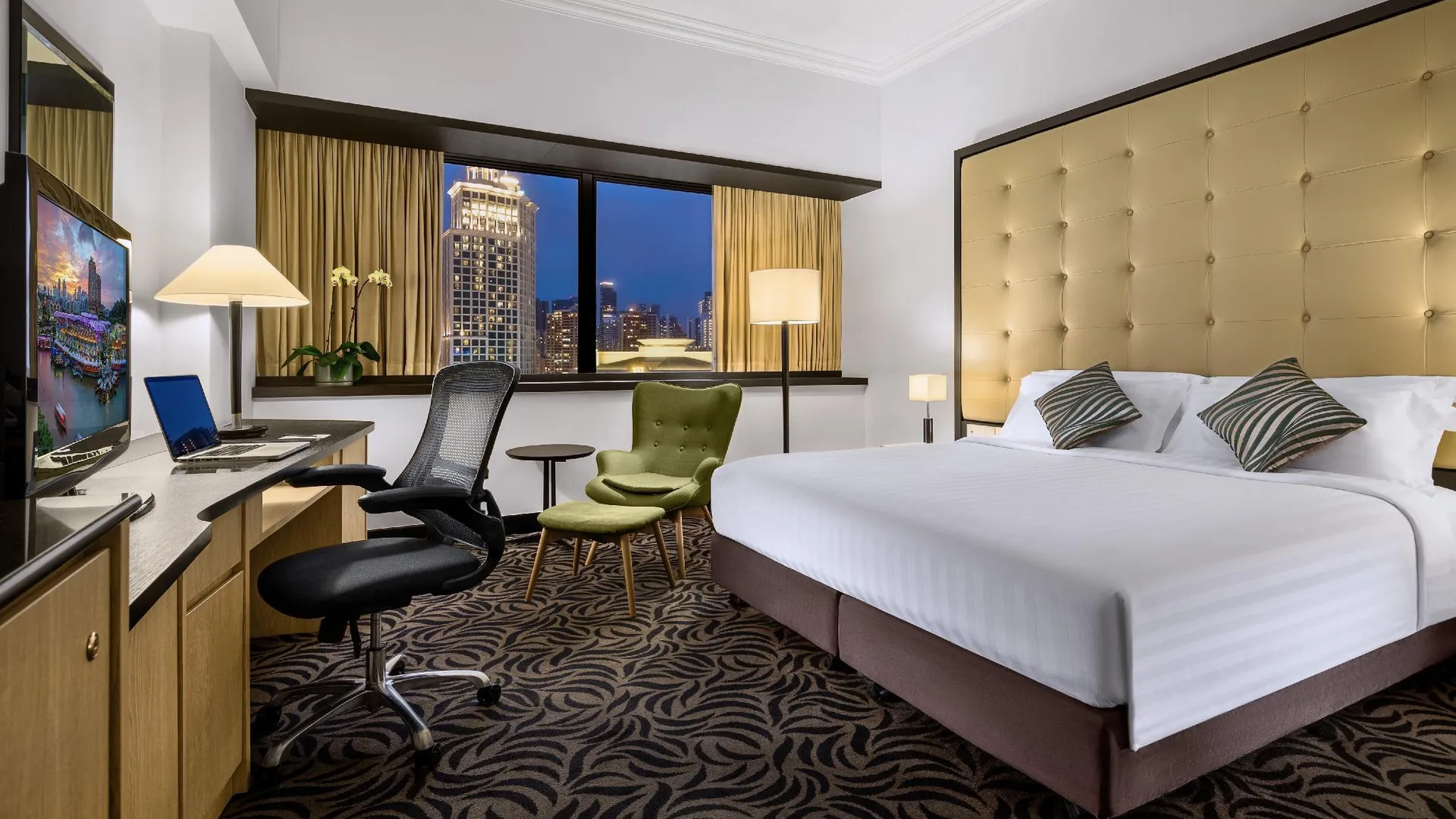 싱가포르 푸라마 리버프런트 4성급 호텔 스위트룸