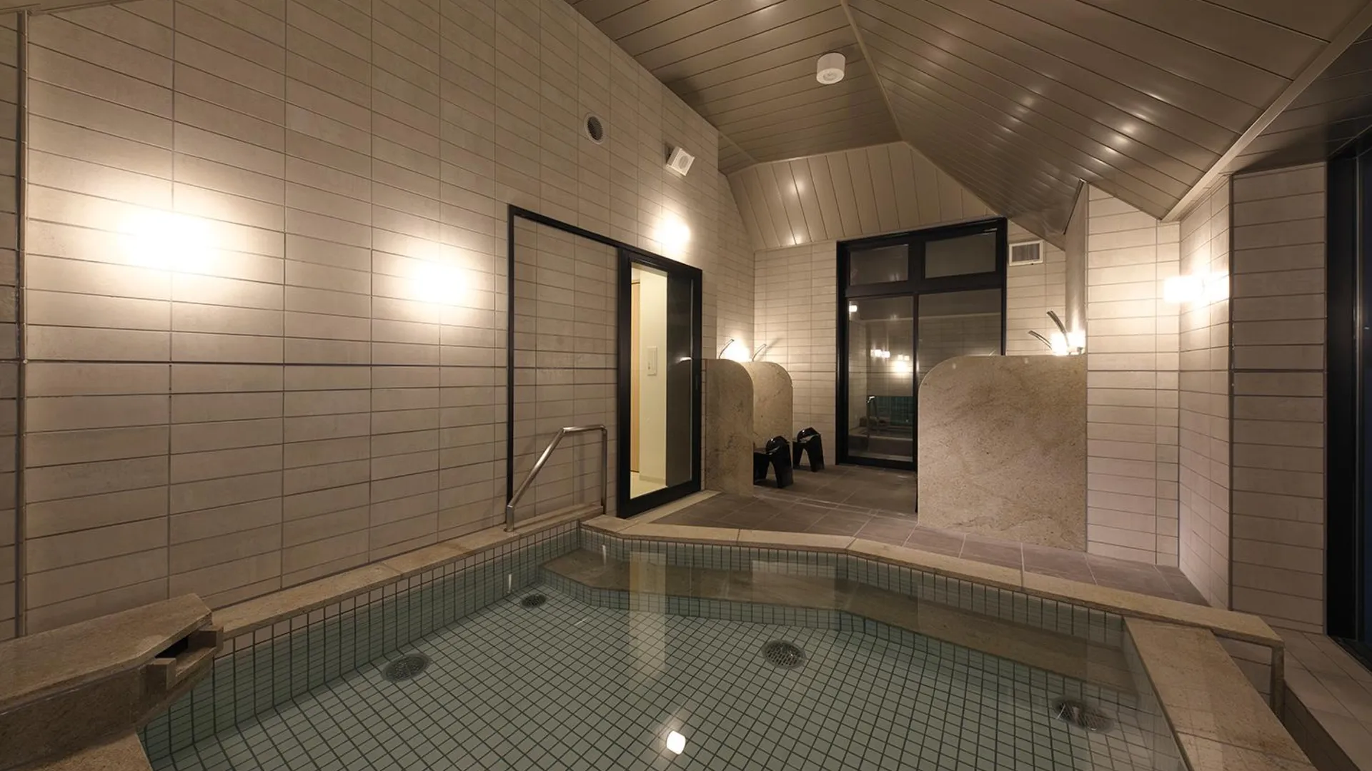 오사카 난바 2초메 호텔 3성급 호텔 외관