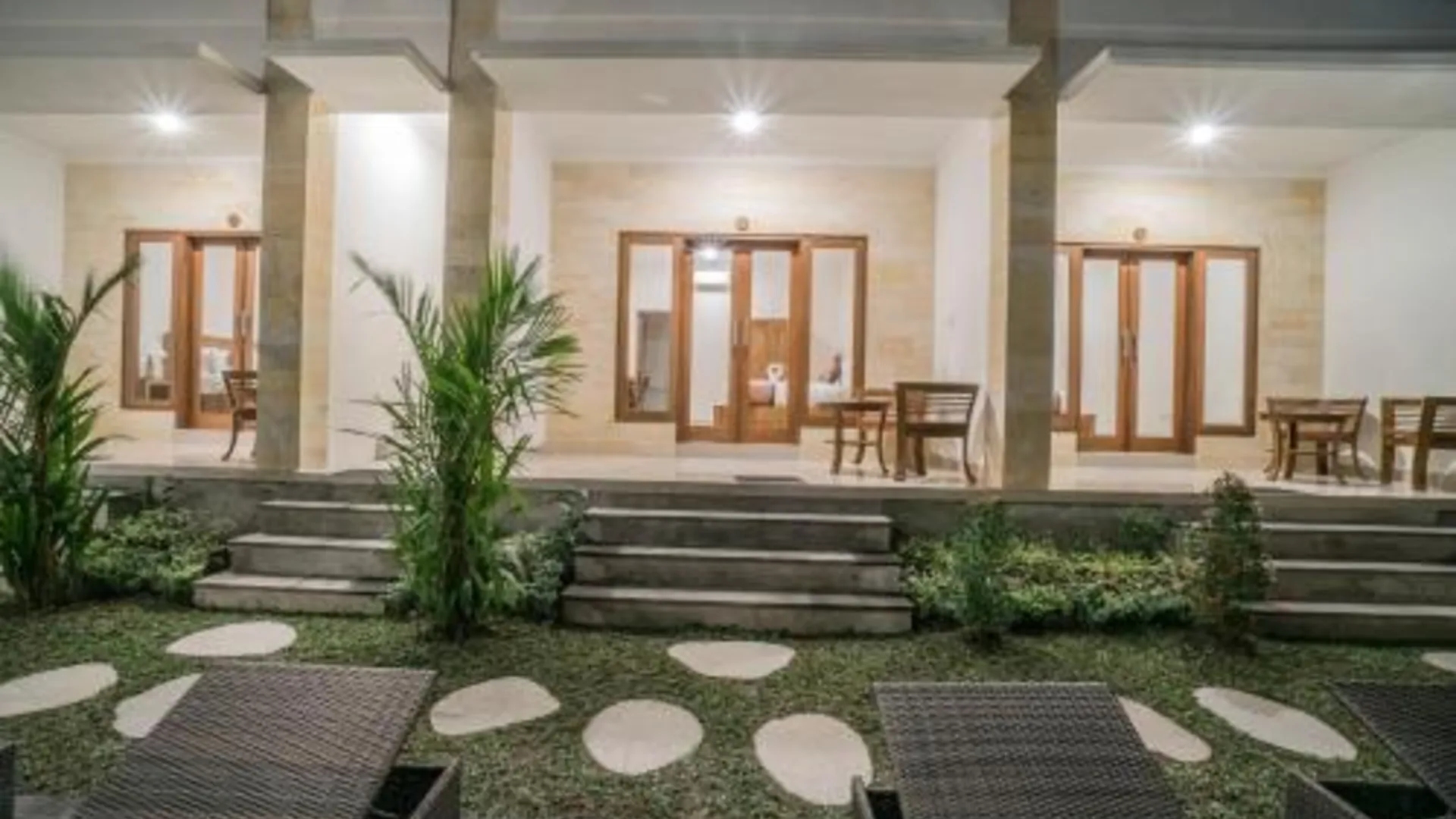 발리 폰독 타미우 호텔 외관