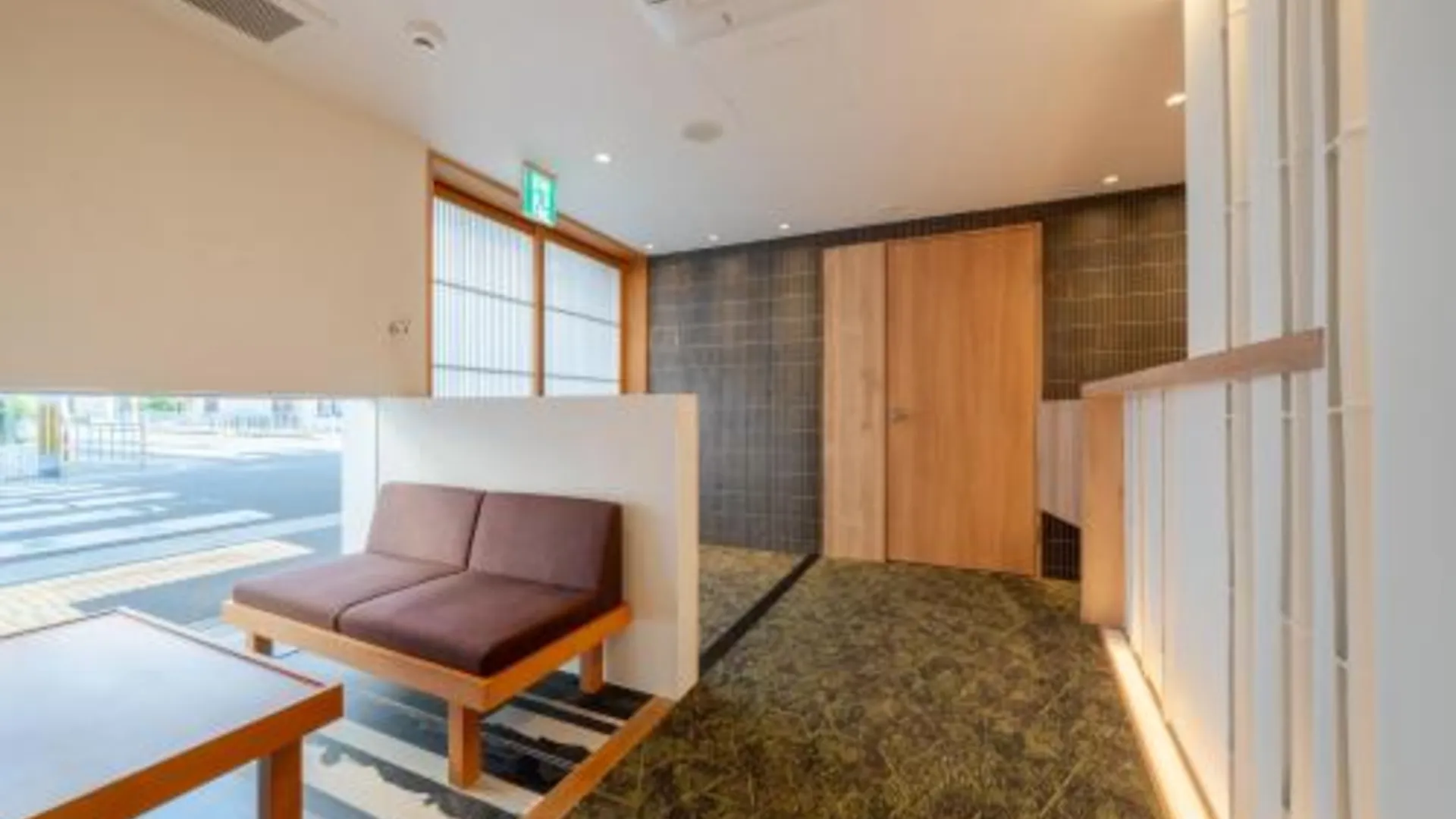 교토 레지 스테이 하치 인 4성급 호텔 로비