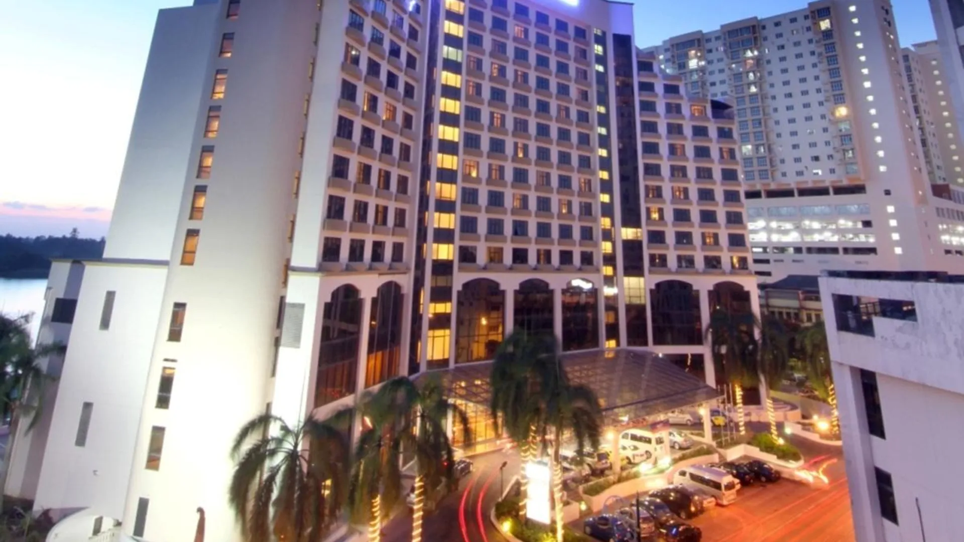 코타바루 그랜드 리버뷰 호텔 4성급 호텔 객실