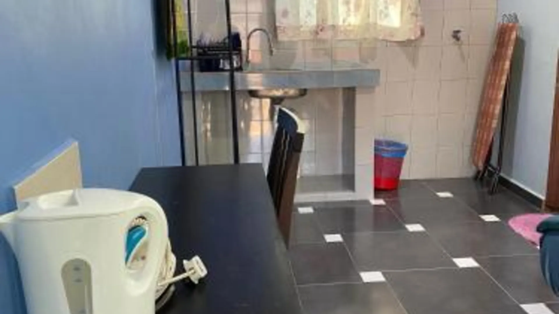 바투 파핫 Ayem Homestay 2성급 게스트하우스 외관