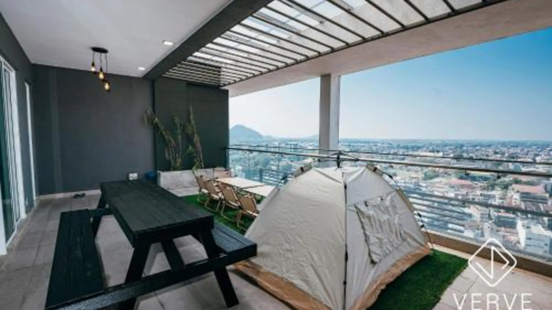 이포 캄풍 자와의 아파트먼트 (1000m², 침실 2개, 프라이빗 욕실 2개) 4성급 게스트하우스 수영장