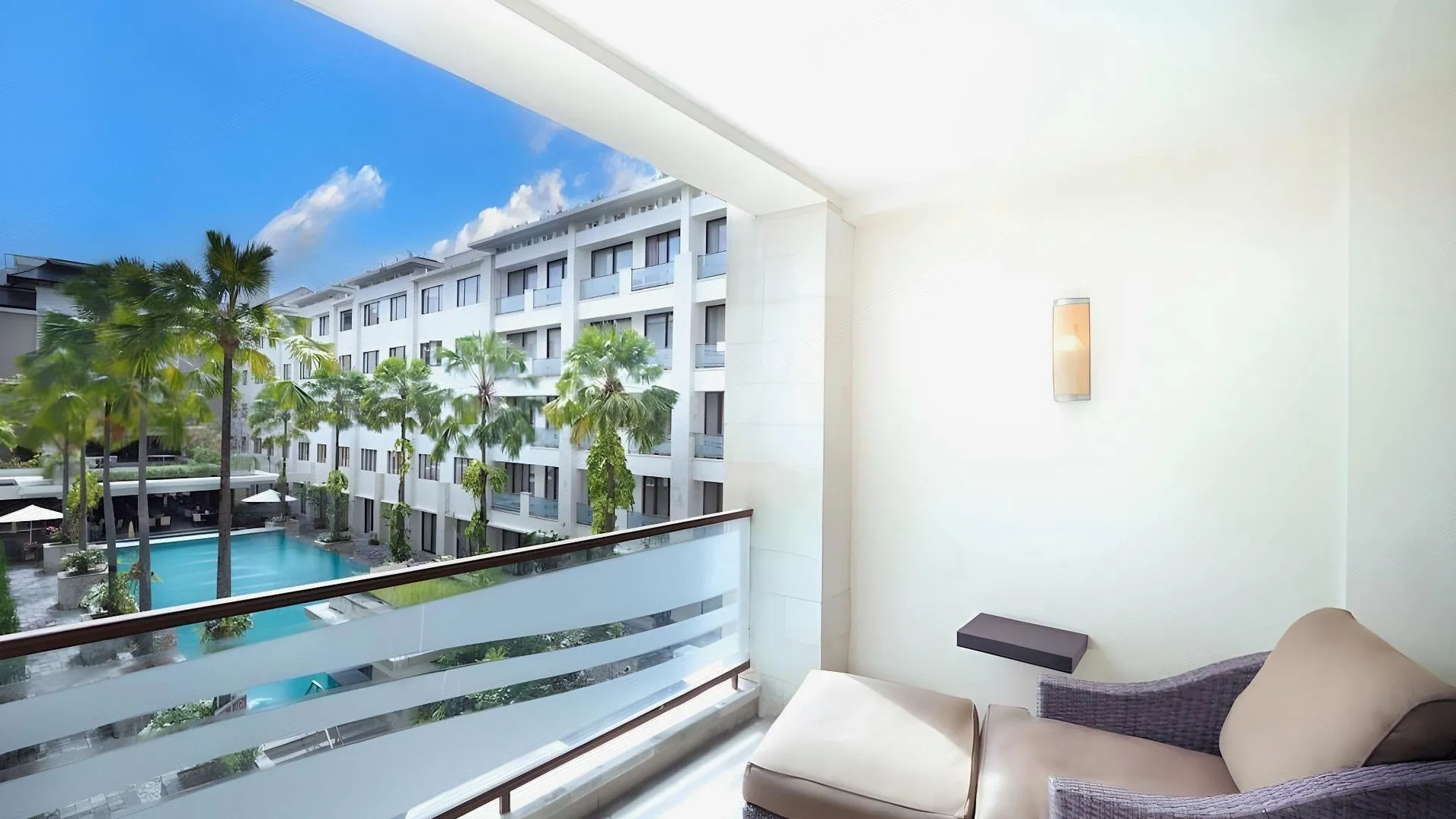 발리 애스톤 쿠타 호텔 앤 레지던스 4성급 호텔 부대시설