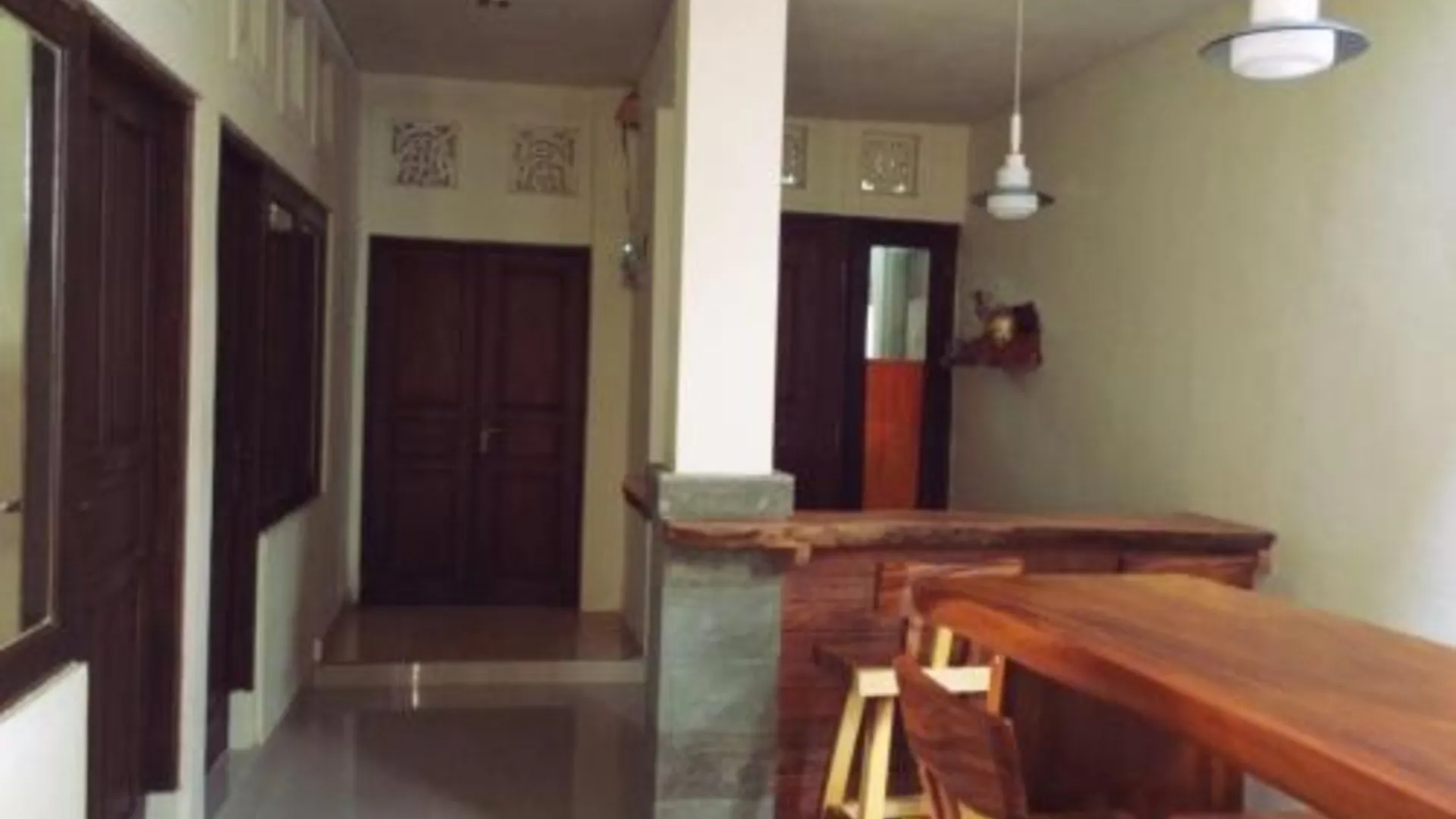 발리 라이 하우스 사누르 2성급 호텔 전망