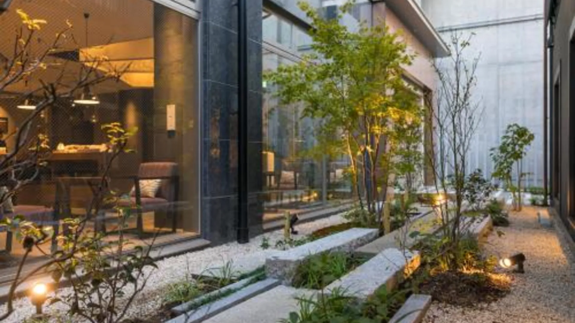 교토 도큐 스테이 교토 산조 가라스마 3성급 호텔 외관