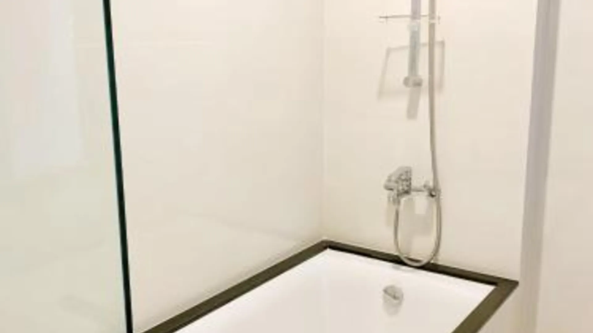 방콕 수쿰윗 / 스쿰빗의 아파트먼트 (32m², 침실 1개, 프라이빗 욕실 1개) 5성급 게스트하우스 객실