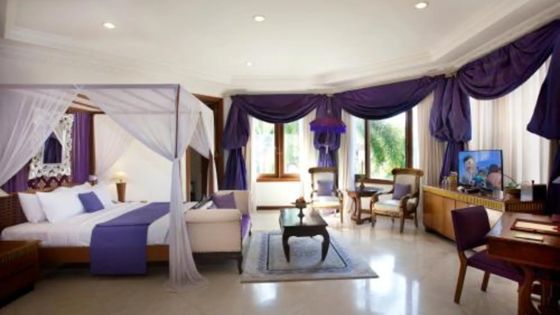 발리 더 맨션 리조트 호텔 앤 스파 4성급 호텔 스위트룸