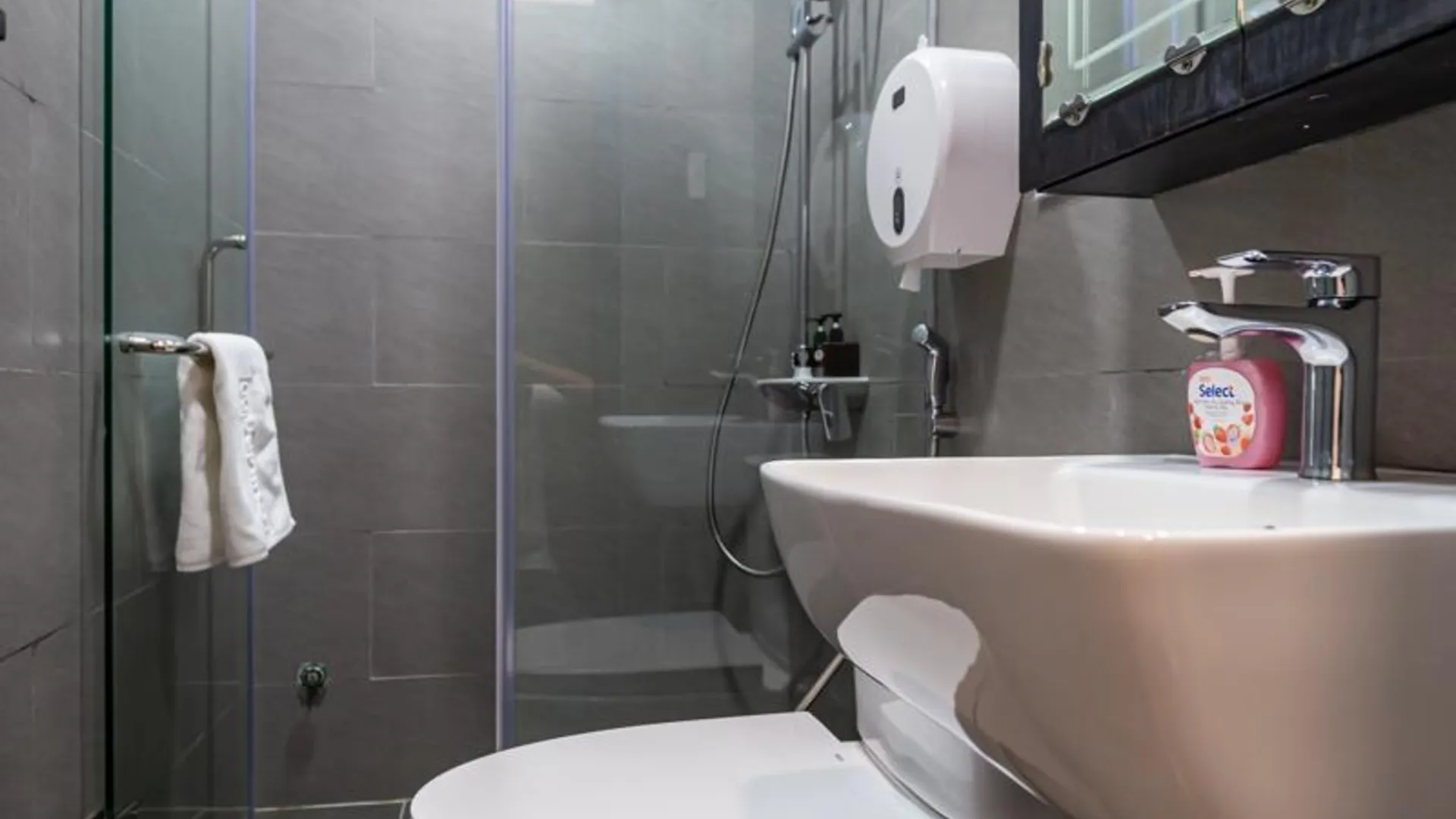 호치민 1군의 아파트먼트 (28m², 침실 1개, 프라이빗 욕실 1개) 4성급 싱글룸 스위트룸