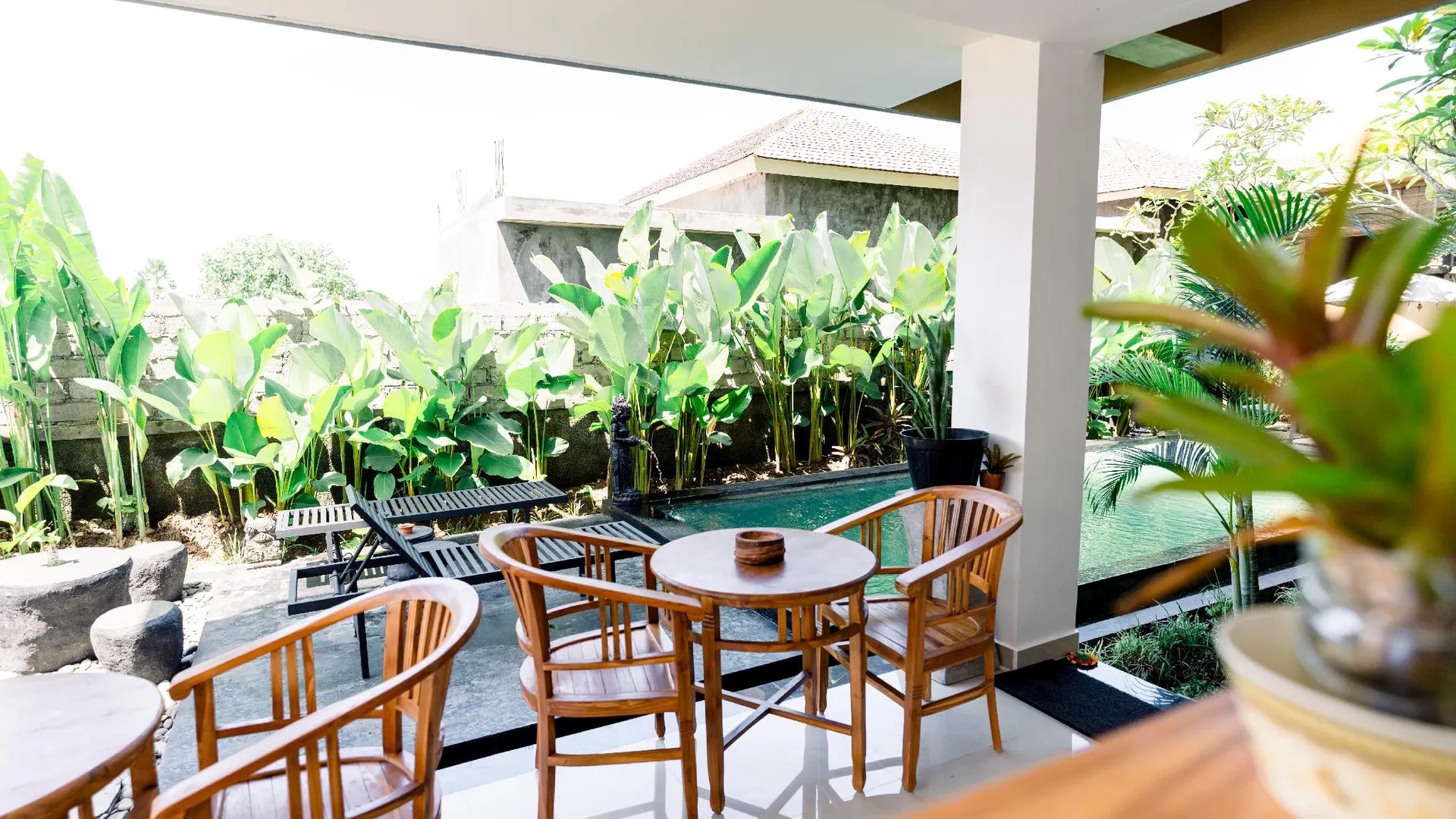 발리 우마 쿠투 2 2성급 호텔 레스토랑