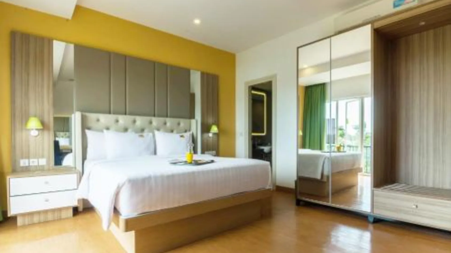 마카사르 맥스원호텔스.컴 @ 리조트 마카사르 4성급 호텔 스위트룸