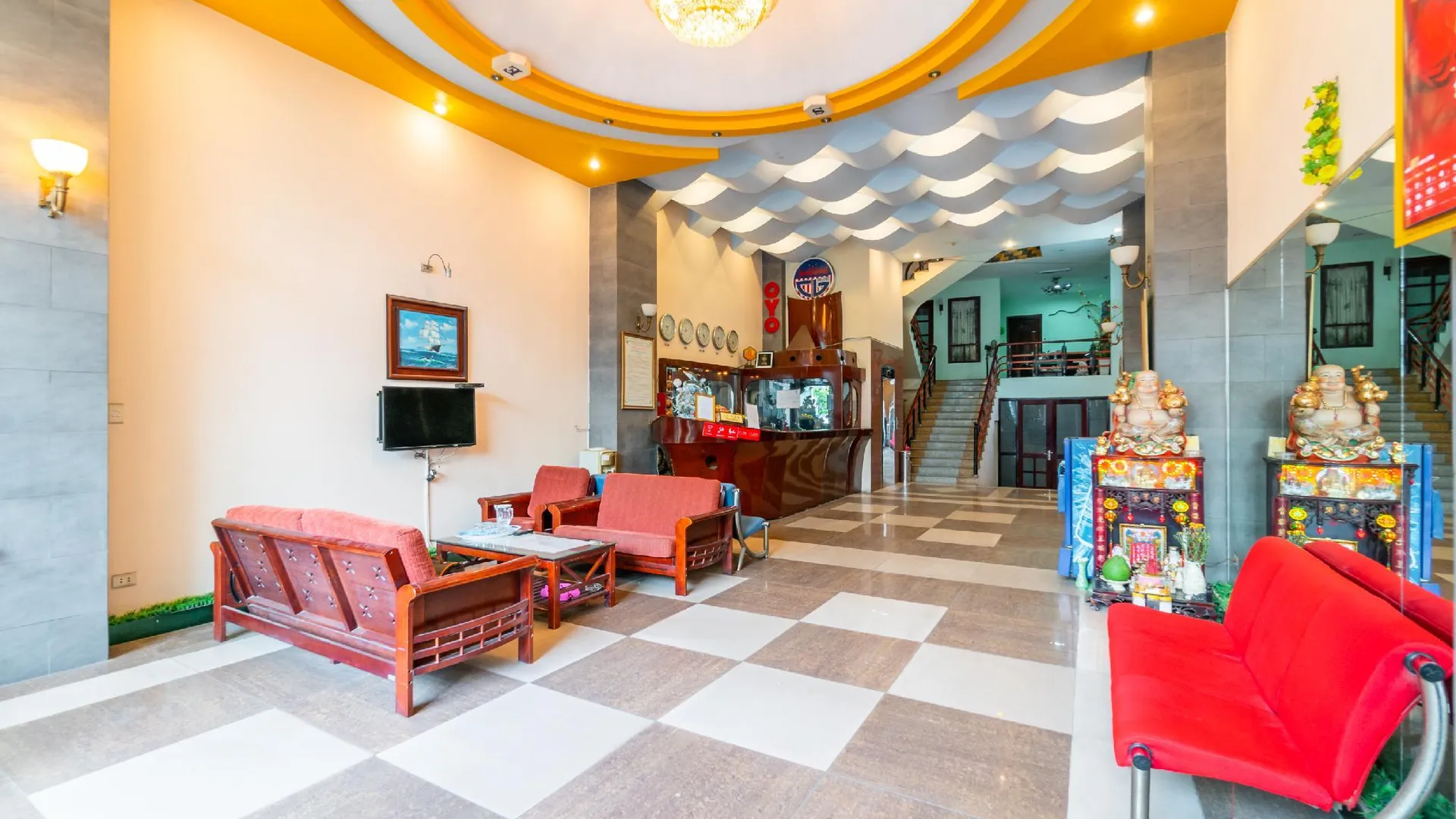 다낭 슈퍼 OYO 266 골든 게이트 2성급 호텔 로비