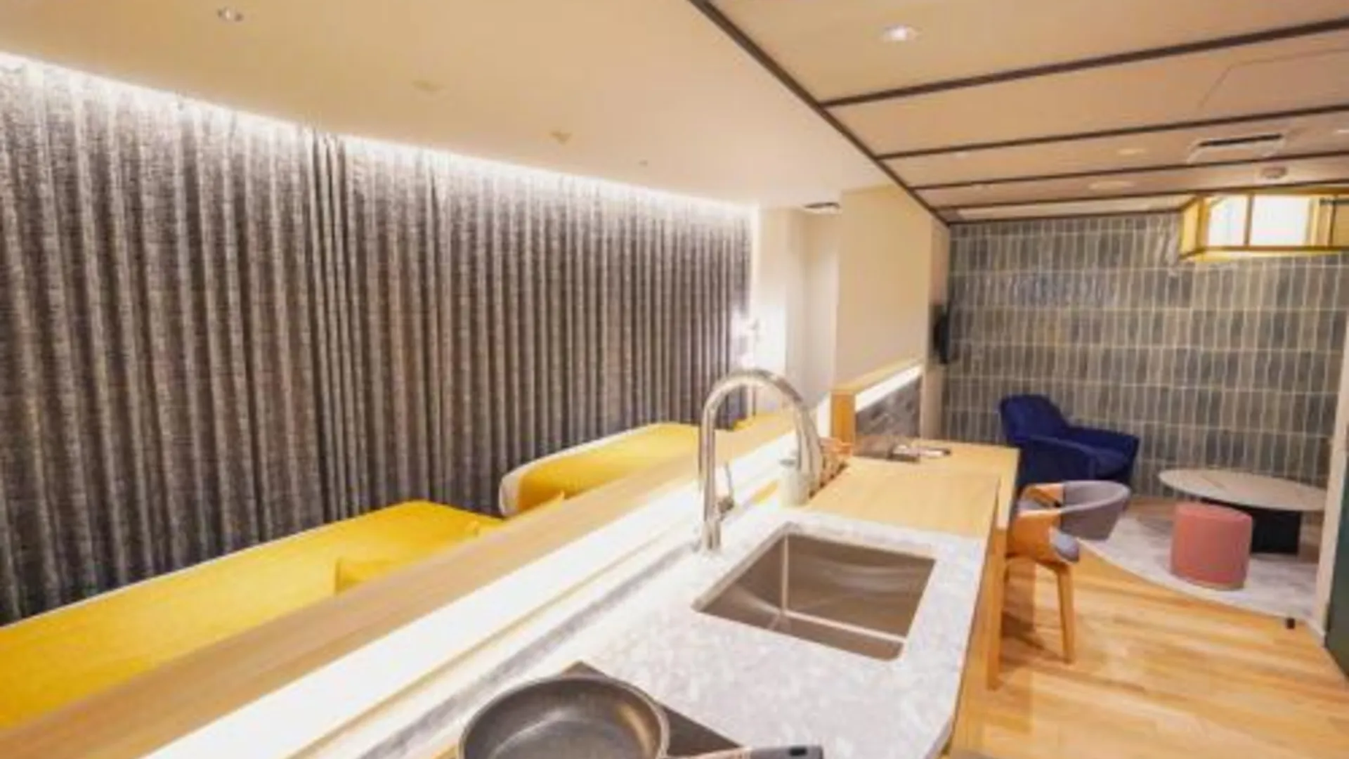 오사카 더 갈라 호텔 우메다 3성급 호텔 수영장