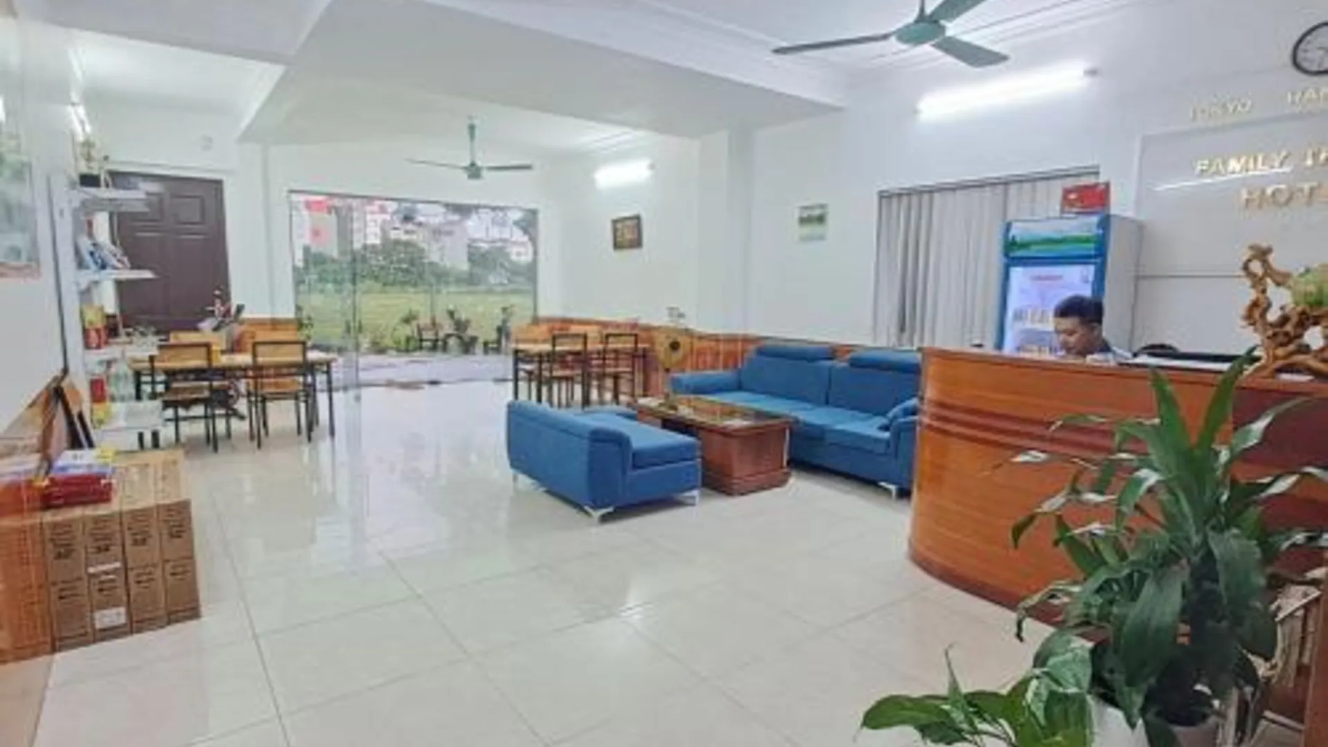 하노이 패밀리 트랜짓 호텔 2성급 호텔 로비