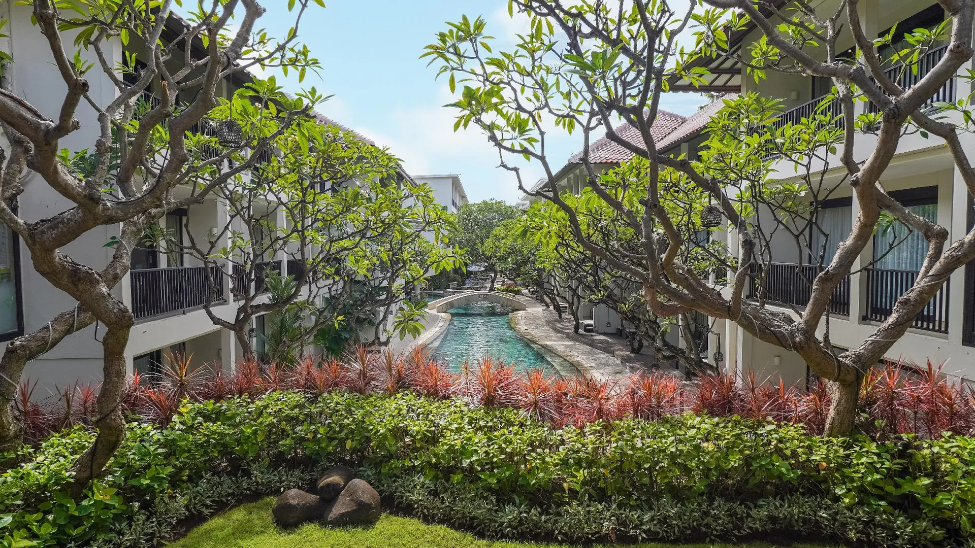 발리 어웨이 발리 레기안 카마킬라 4성급 호텔 스위트룸