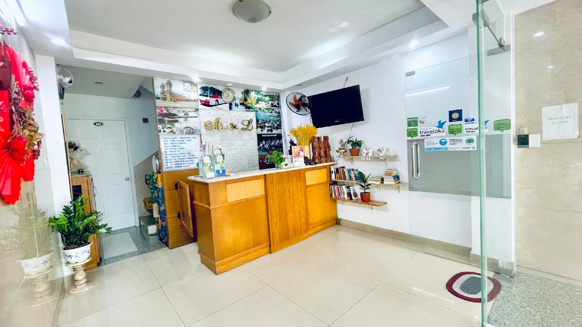 호치민 마리라인 1 호텔 팜응울라오 1성급 호텔 수영장