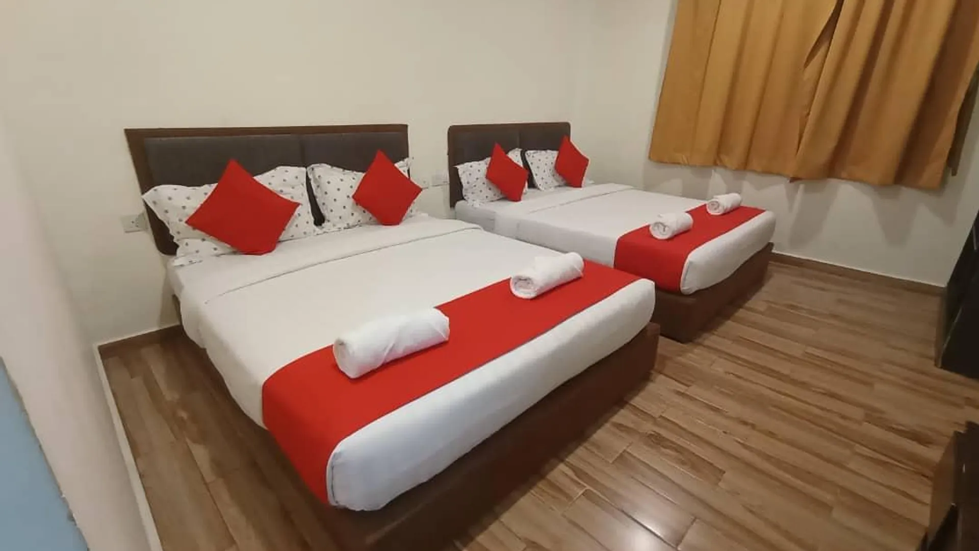 코타키나발루 컴포트 호텔 2성급 호텔 스위트룸