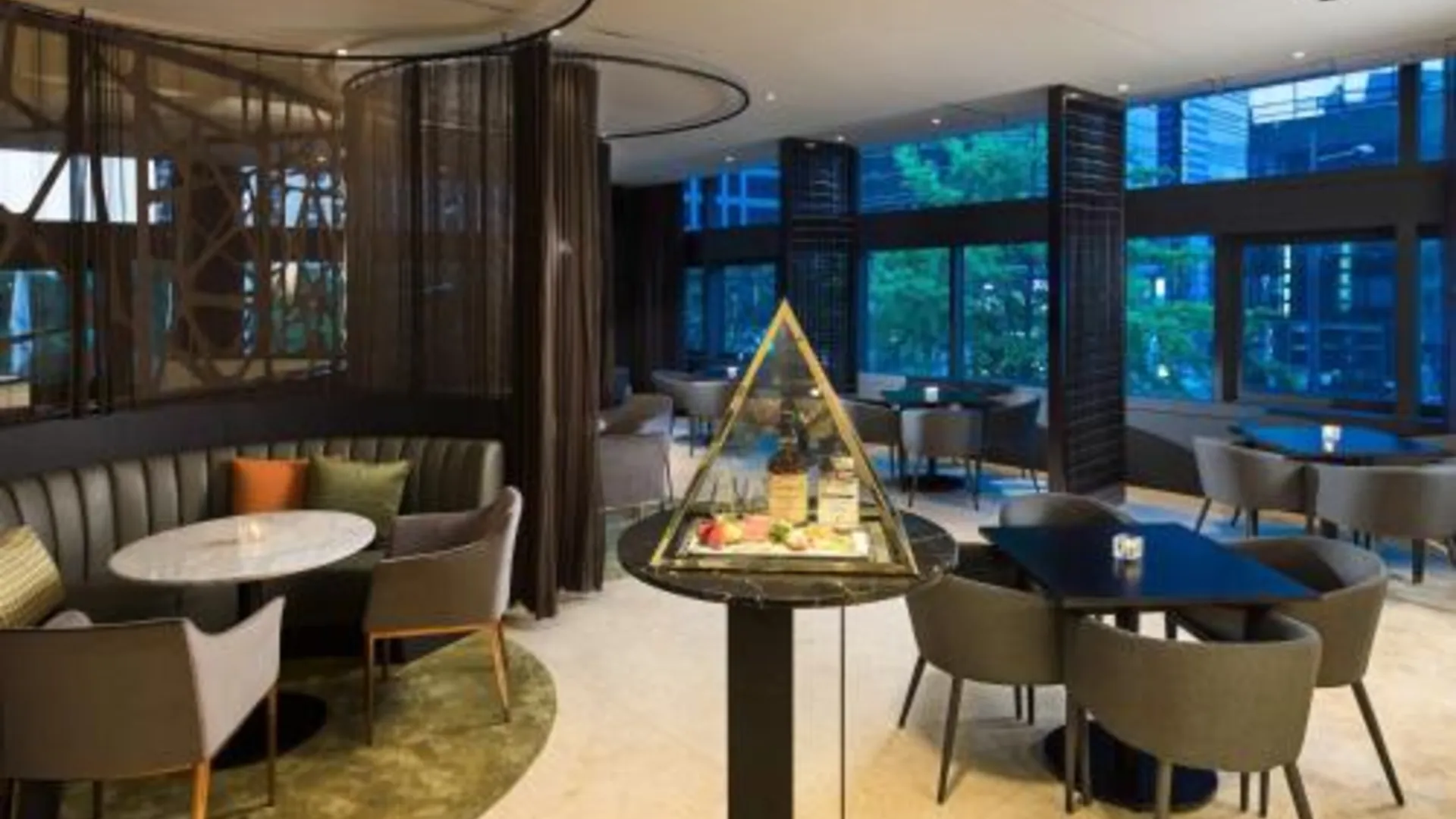 서울 이비스 스타일 앰배서더 서울 강남 3성급 호텔 외관