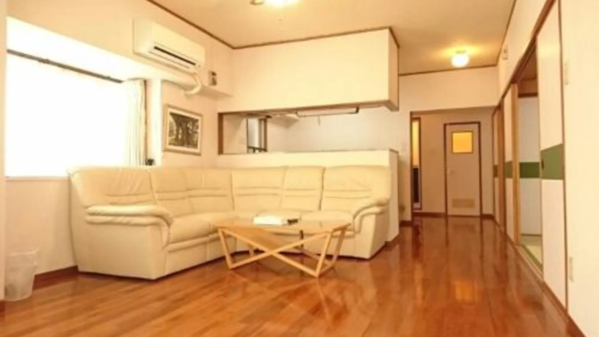 오키나와 본섬 코쿠사이 타운 인 1성급 호텔 스위트룸