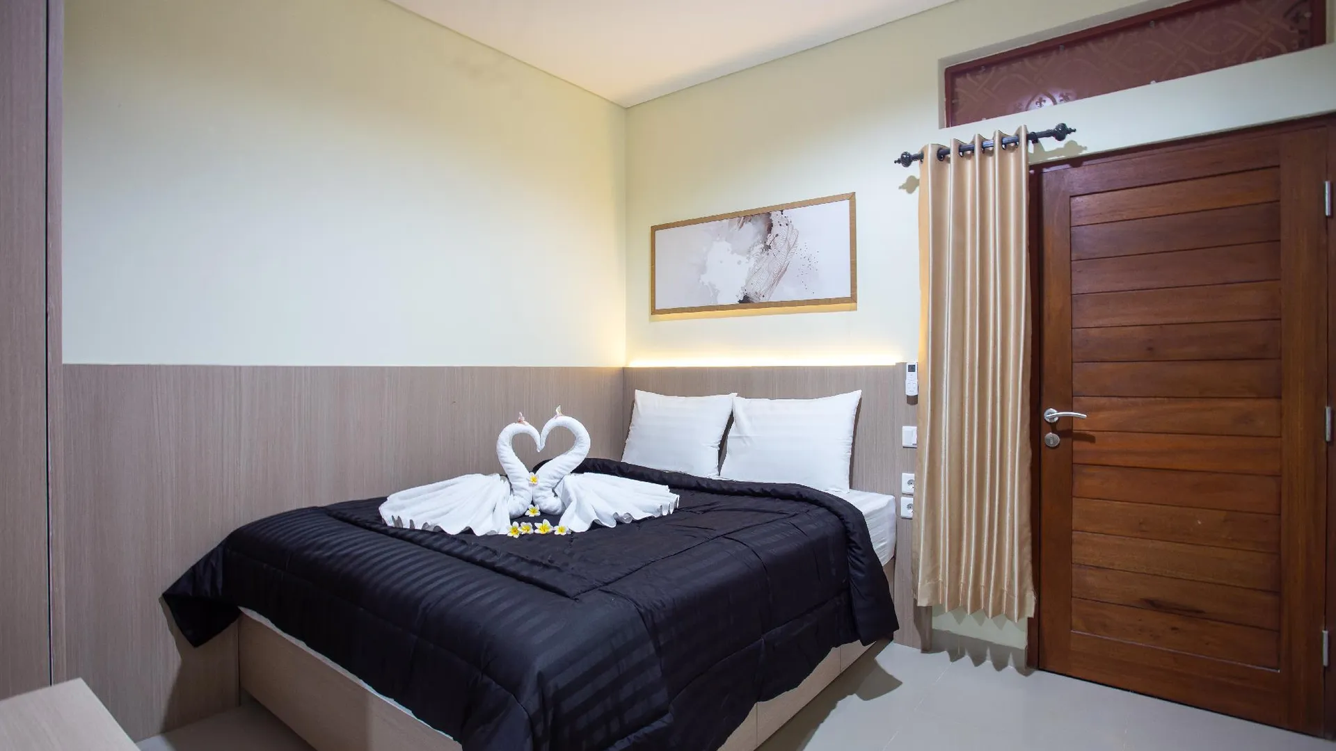 발리 오팡 게스트하우스 사누르 2성급 호텔 객실