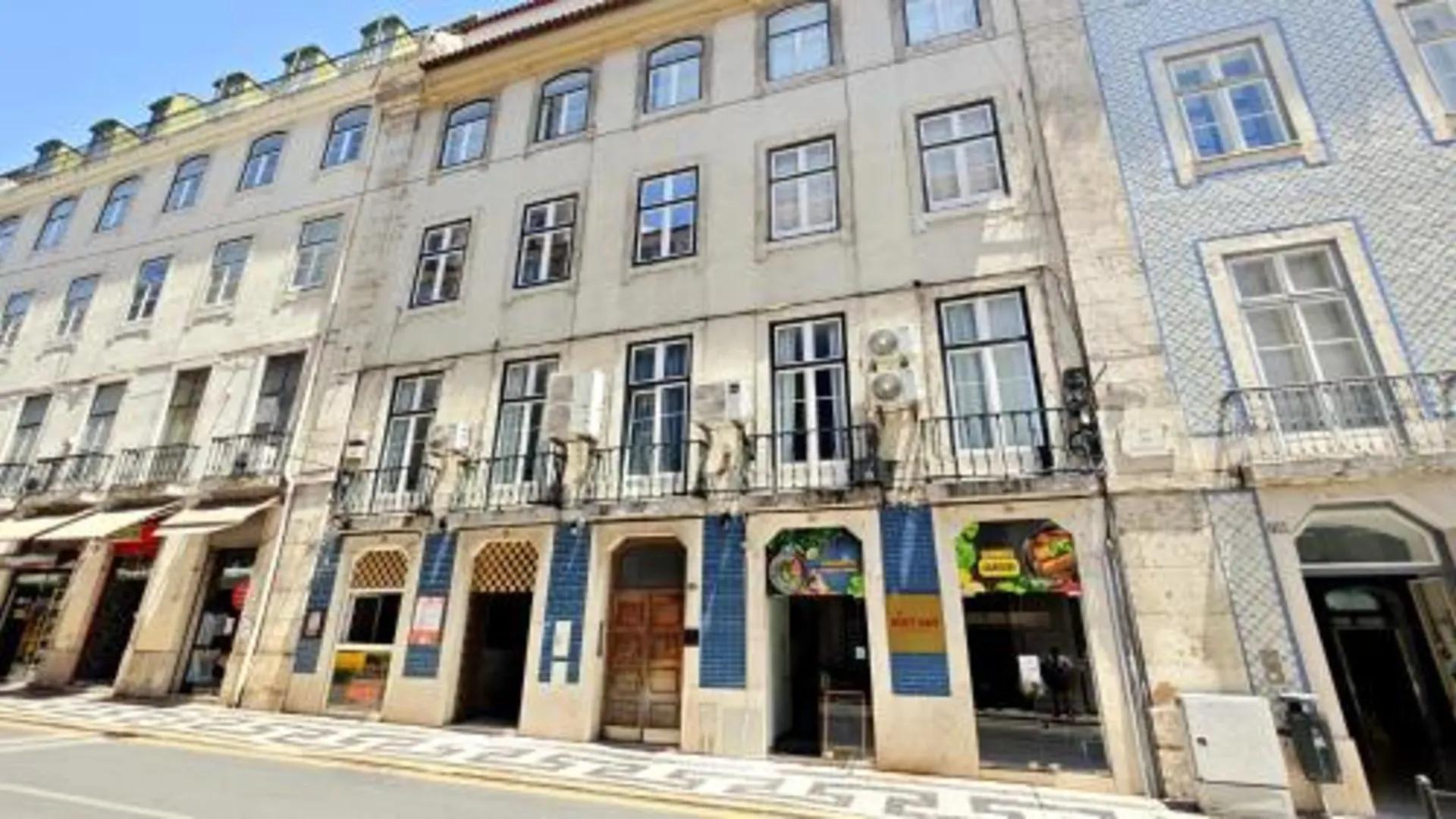 리스본 Lisbon Studios 3성급 호텔 수영장