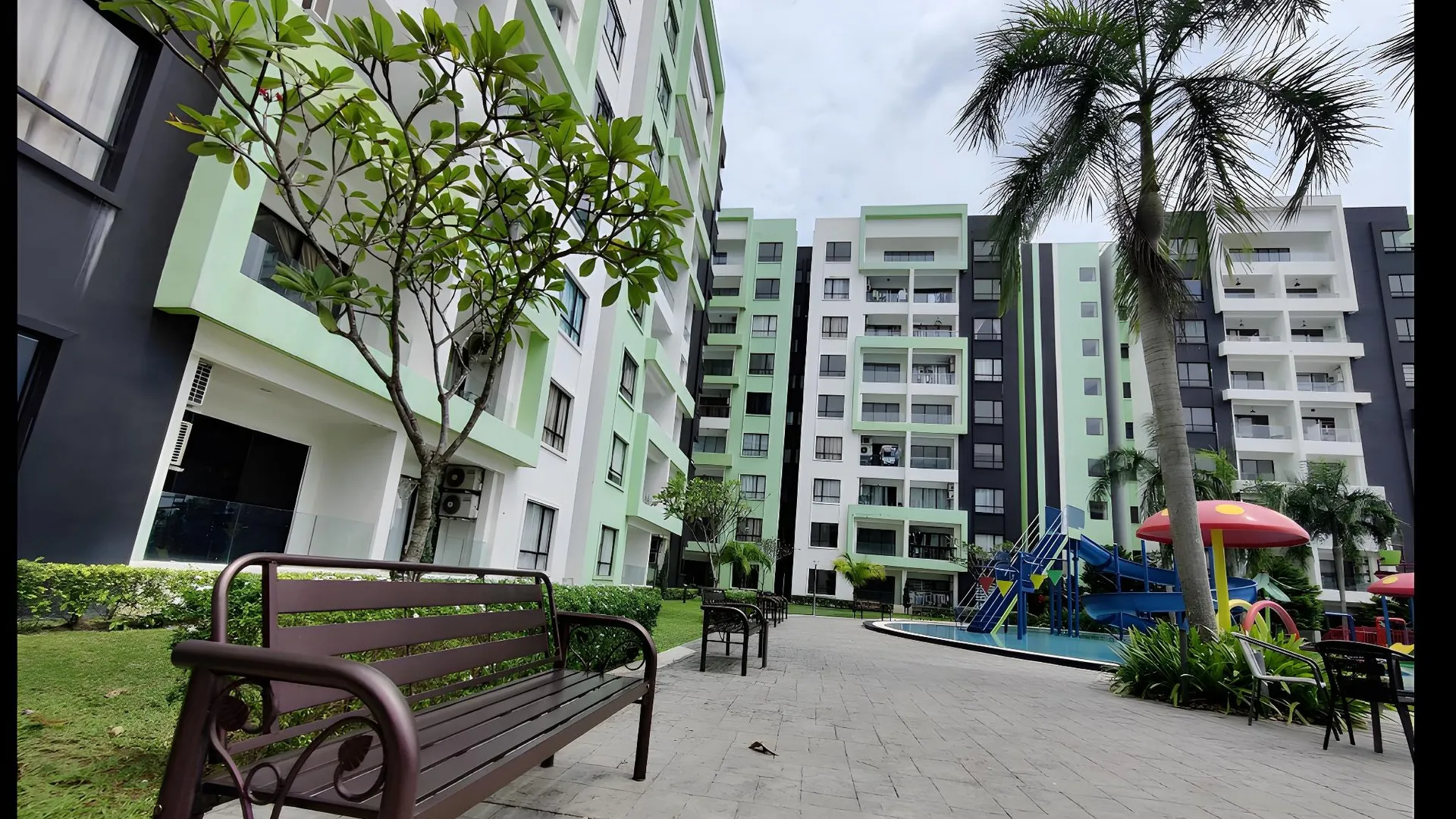 이포 파림의 아파트먼트 (100m², 침실 4개, 프라이빗 욕실 2개) 4성급 싱글룸 로비