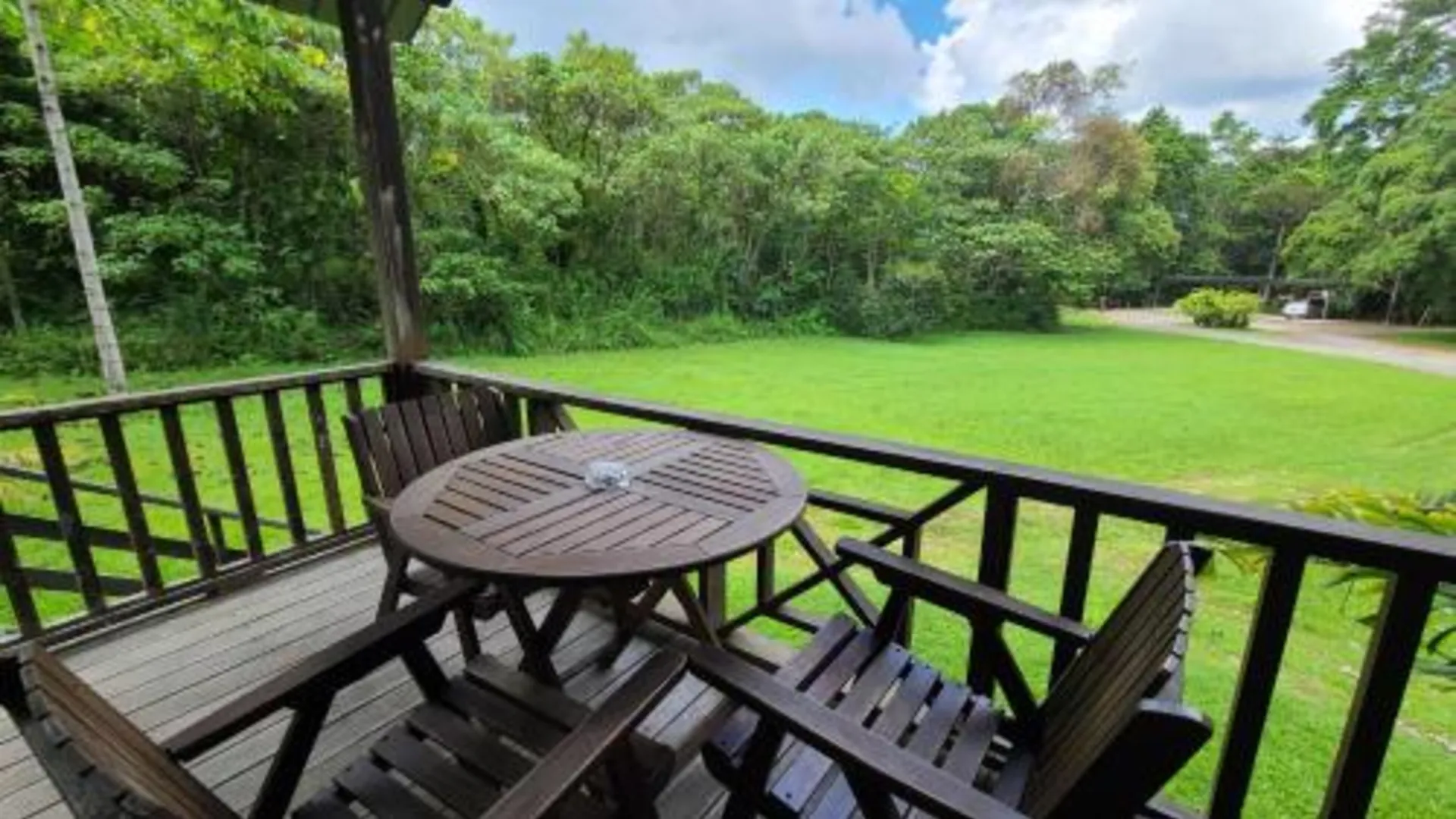 산다칸 세필록 B 앤 B 호텔 부대시설