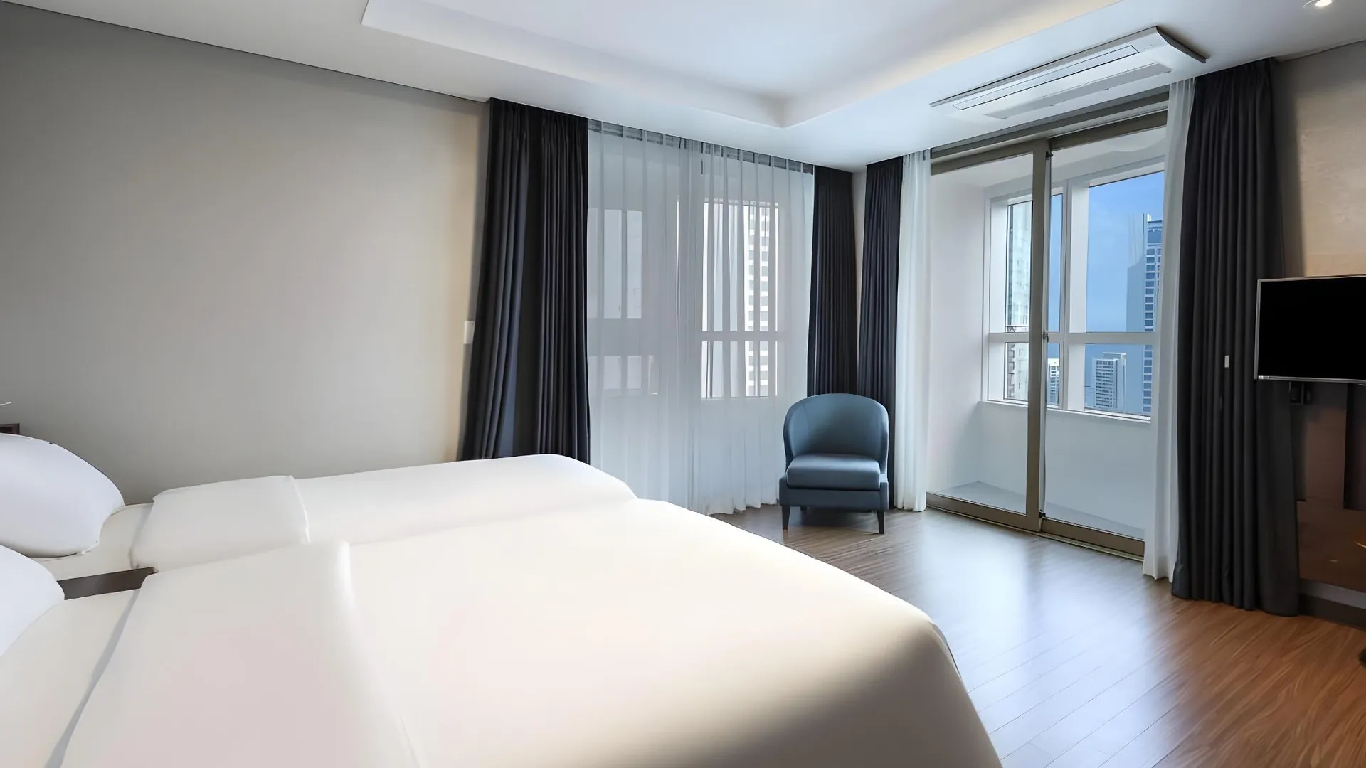 부산 해운대 와이드 오션뷰 레지던스 4성급 호텔 수영장