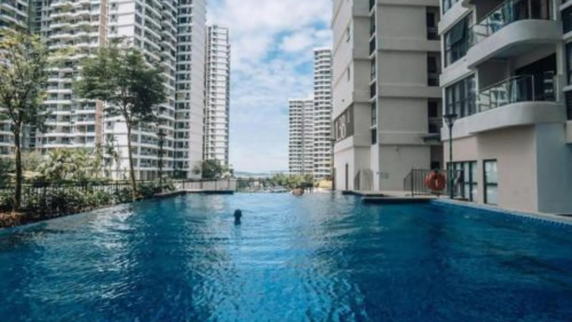 조호바루 / 조호르바루 풀씨뷰 컨트리 가든 6-13인 스마트 TV 70인치 위드 넷플릭스 -CG- 5성급 게스트하우스 레스토랑