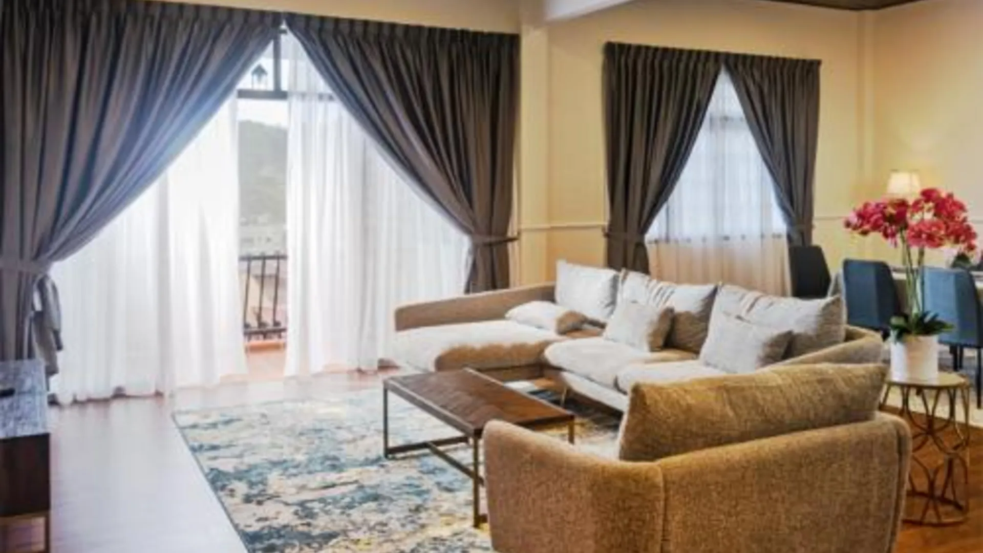 카메론 하일랜즈 스프링힐 리조트 4성급 호텔 스위트룸