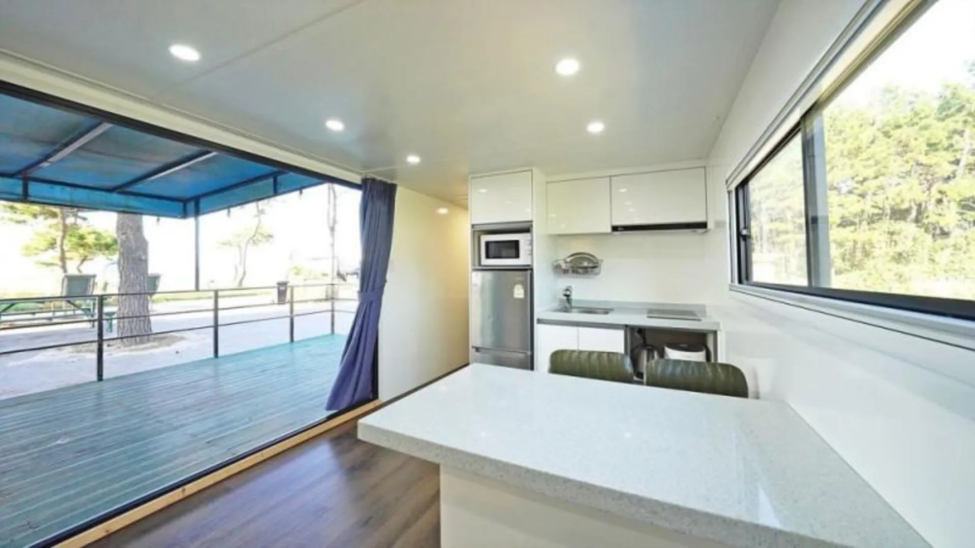 신안군 신안 임자글램핑 테마파크 2성급 게스트하우스 스위트룸