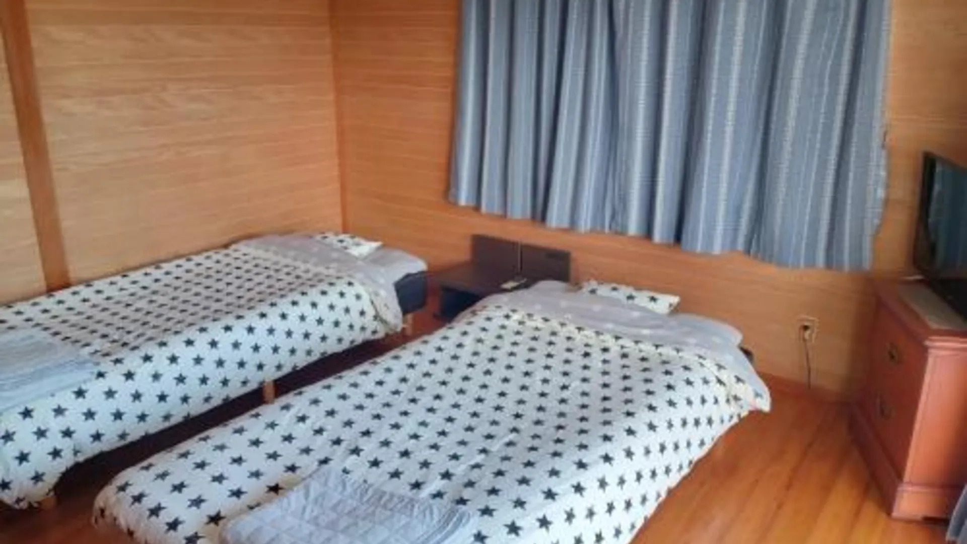 오키나와 본섬 読谷stayゲストハウス壱時 호텔 객실