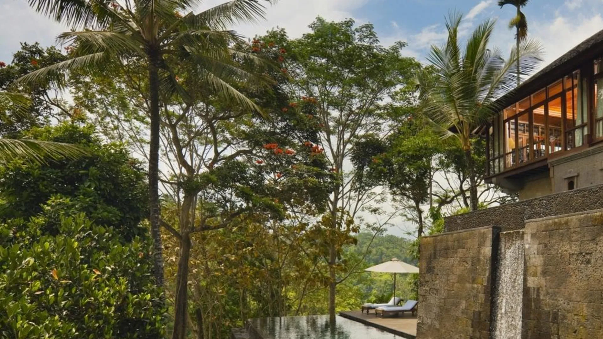 발리 코모 샴발라 에스테이트 5성급 호텔 부대시설