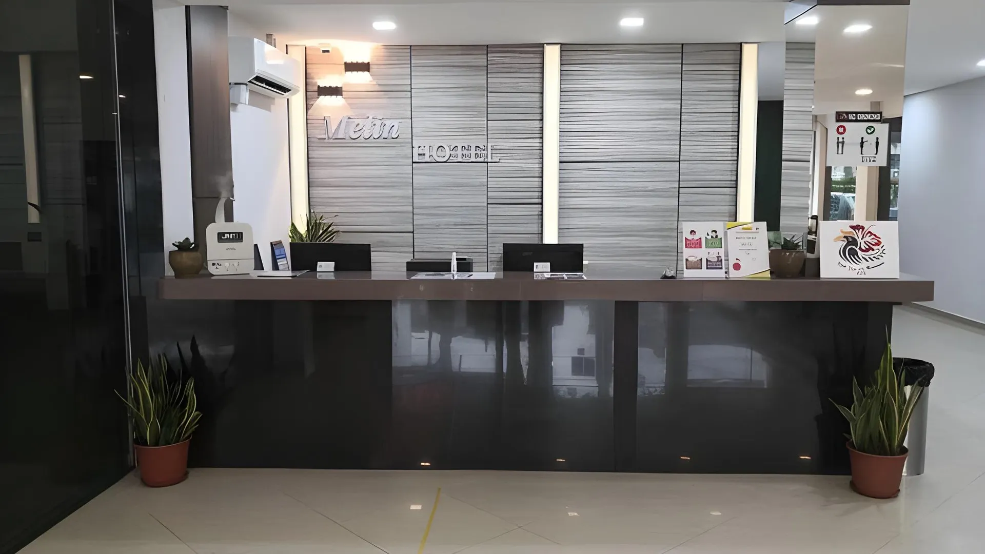 조호바루 / 조호르바루 차리톤 호텔 스쿠다이 키리 3성급 호텔 로비