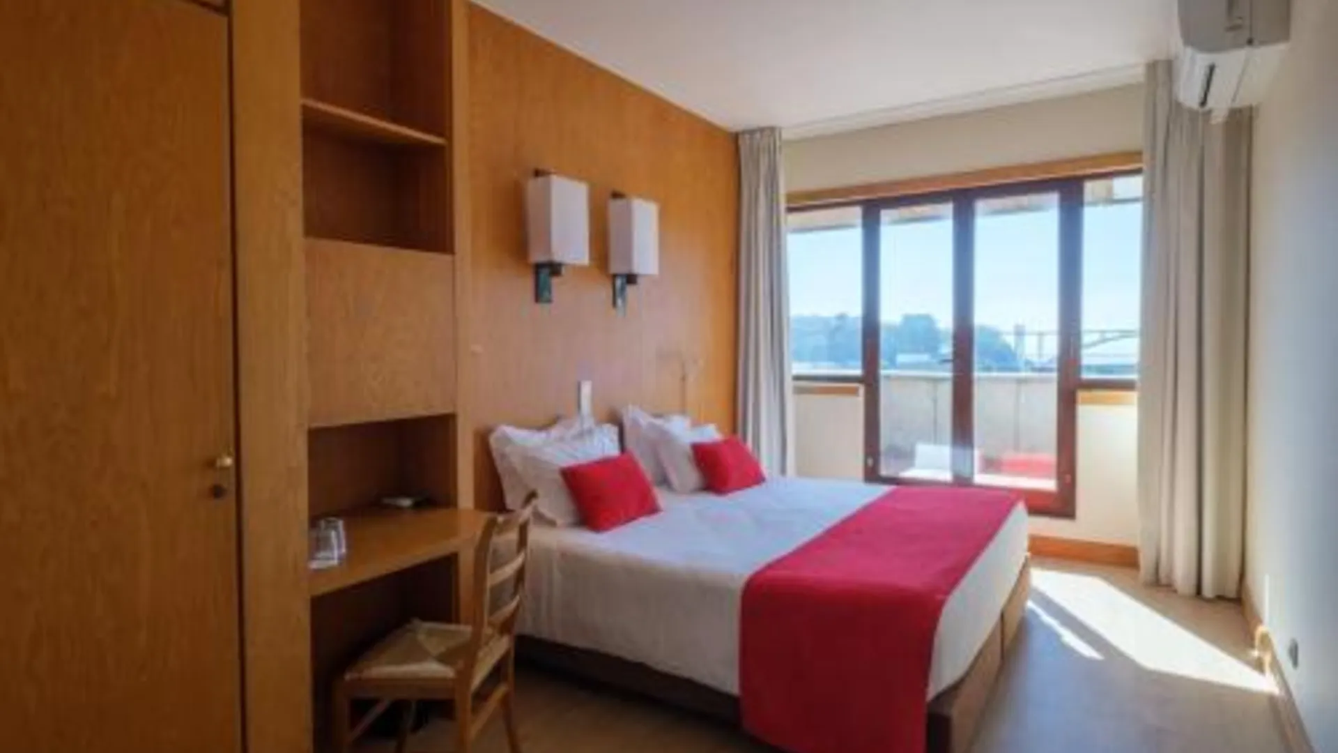 포르투 Vilar Oporto Hotel 3성급 호텔 스위트룸