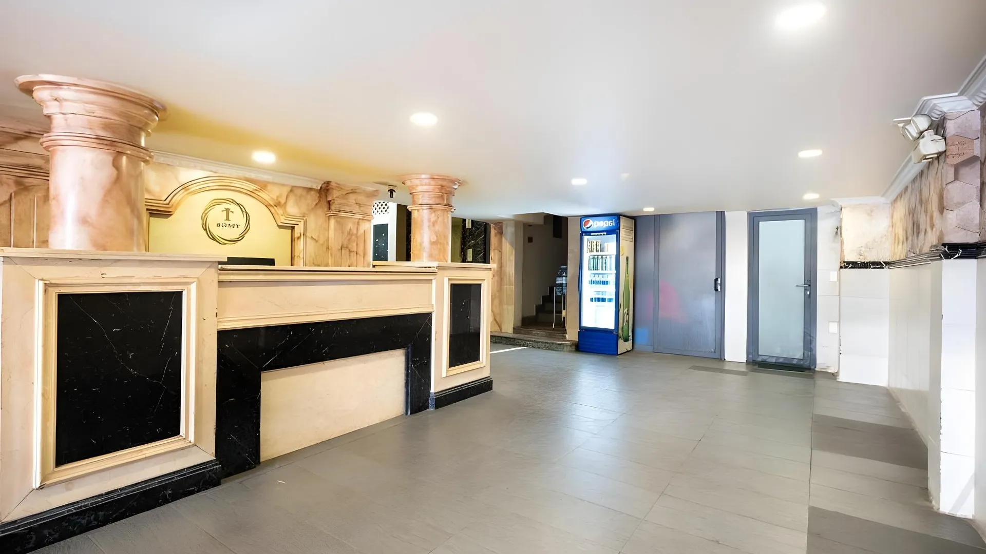 호치민 탄빈의 아파트먼트 (m², 침실 2개, 프라이빗 욕실 1개) 3성급 싱글룸 로비