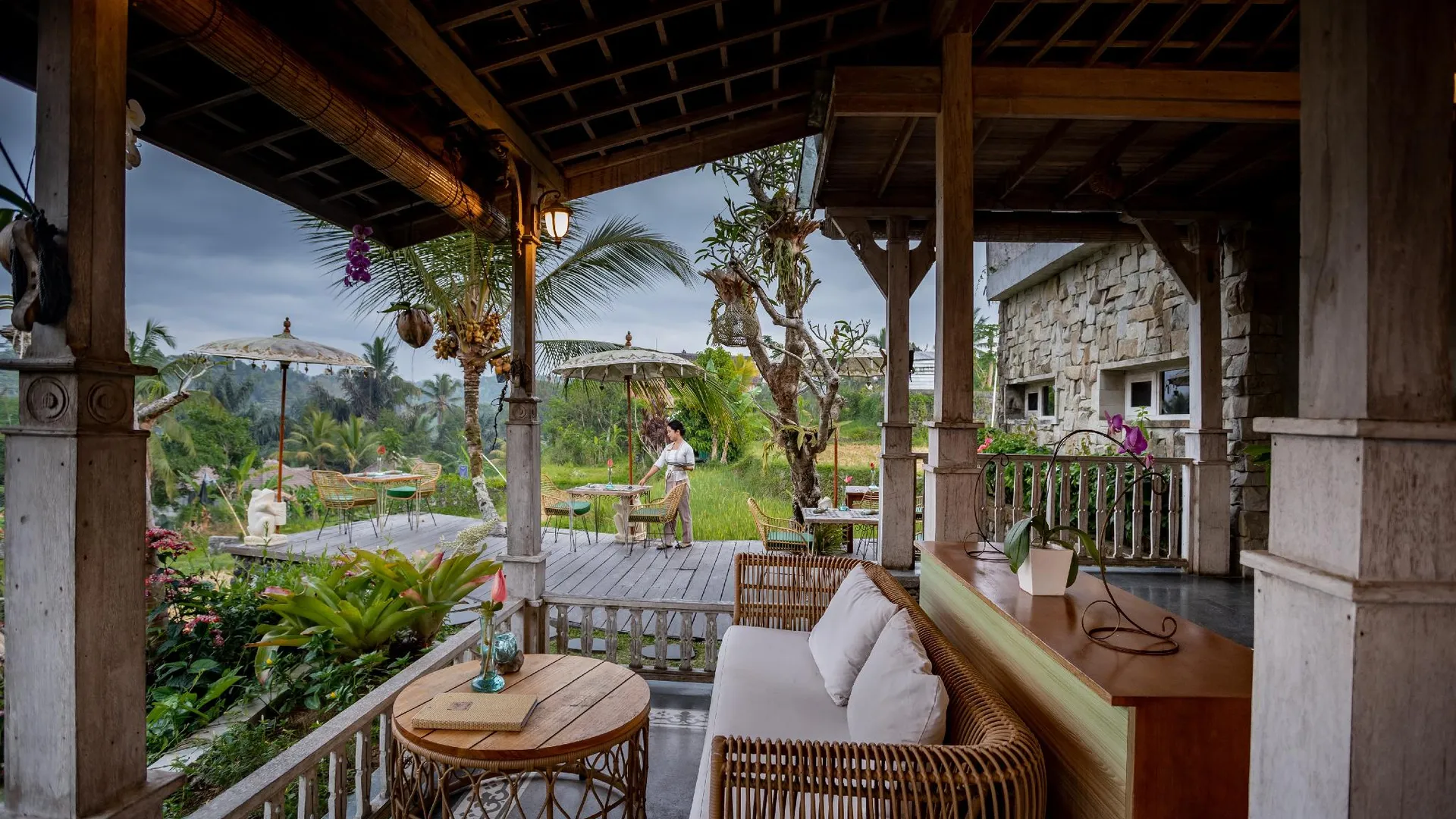 발리 나우 빌라 우붓 4성급 호텔 레스토랑