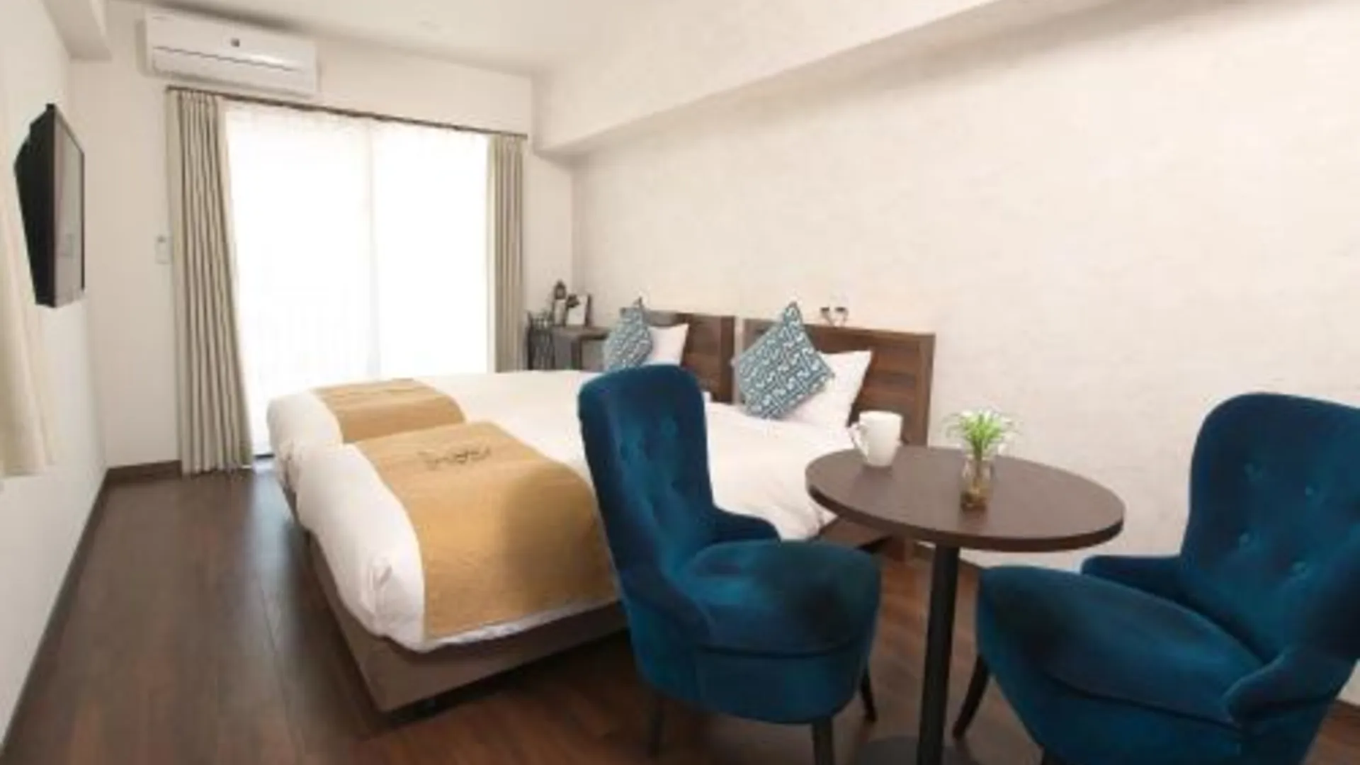 오키나와 본섬 HOTEL Y'RISE TO URASOE 4성급 게스트하우스 스위트룸