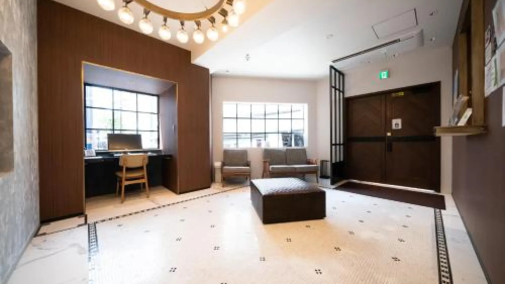 오사카 호텔 에스프레소 남바 2성급 호텔 수영장