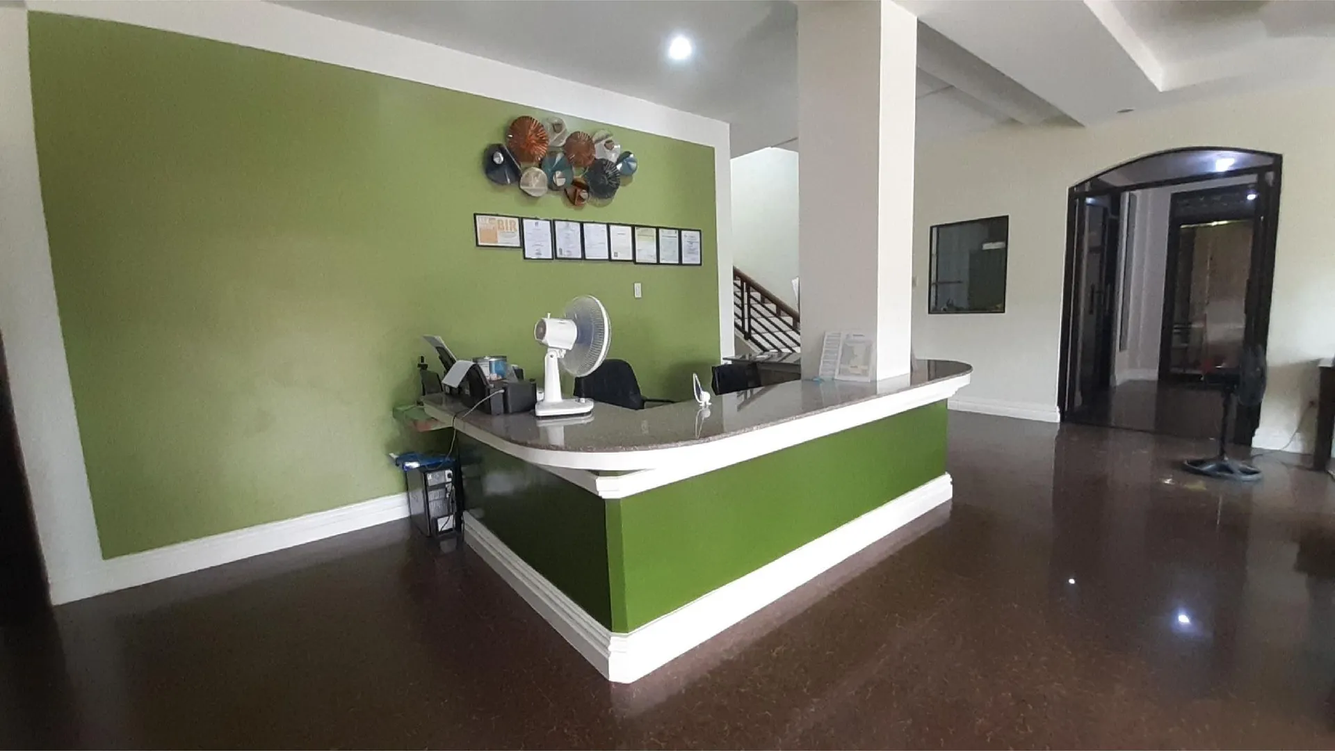 세부 아델리아다 펜시오네 호텔 2성급 호텔 수영장