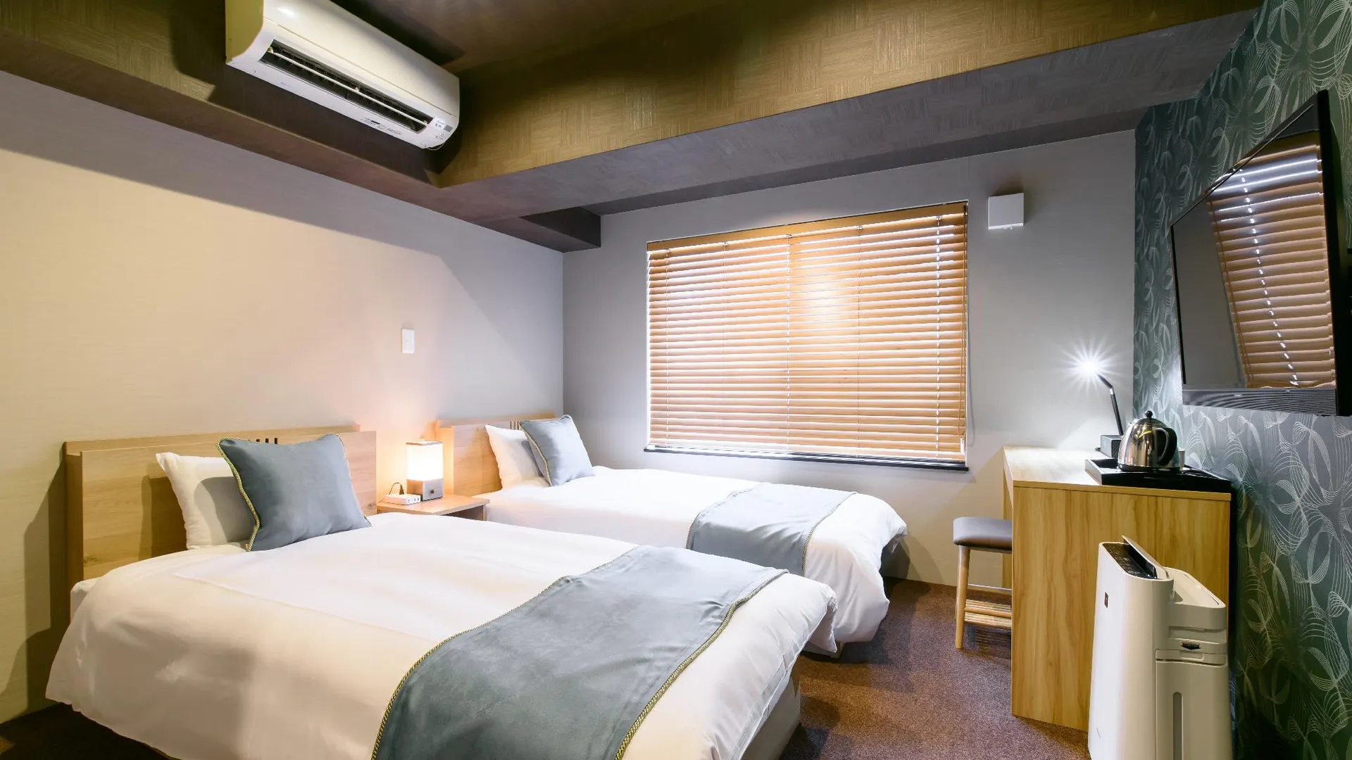 교토 JPINN 교토 에키마에 몽가쿠초 5성급 호텔 스위트룸