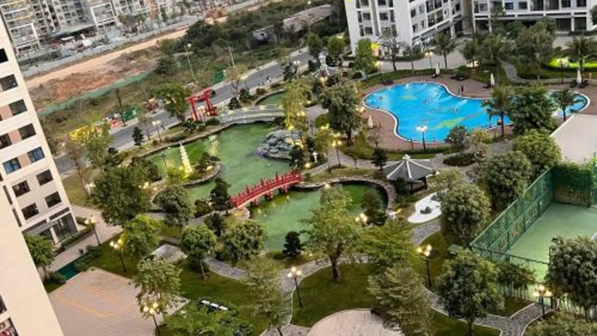 호치민 9군의 아파트먼트 (35m², 침실 1개, 프라이빗 욕실 1개) 4성급 게스트하우스 수영장